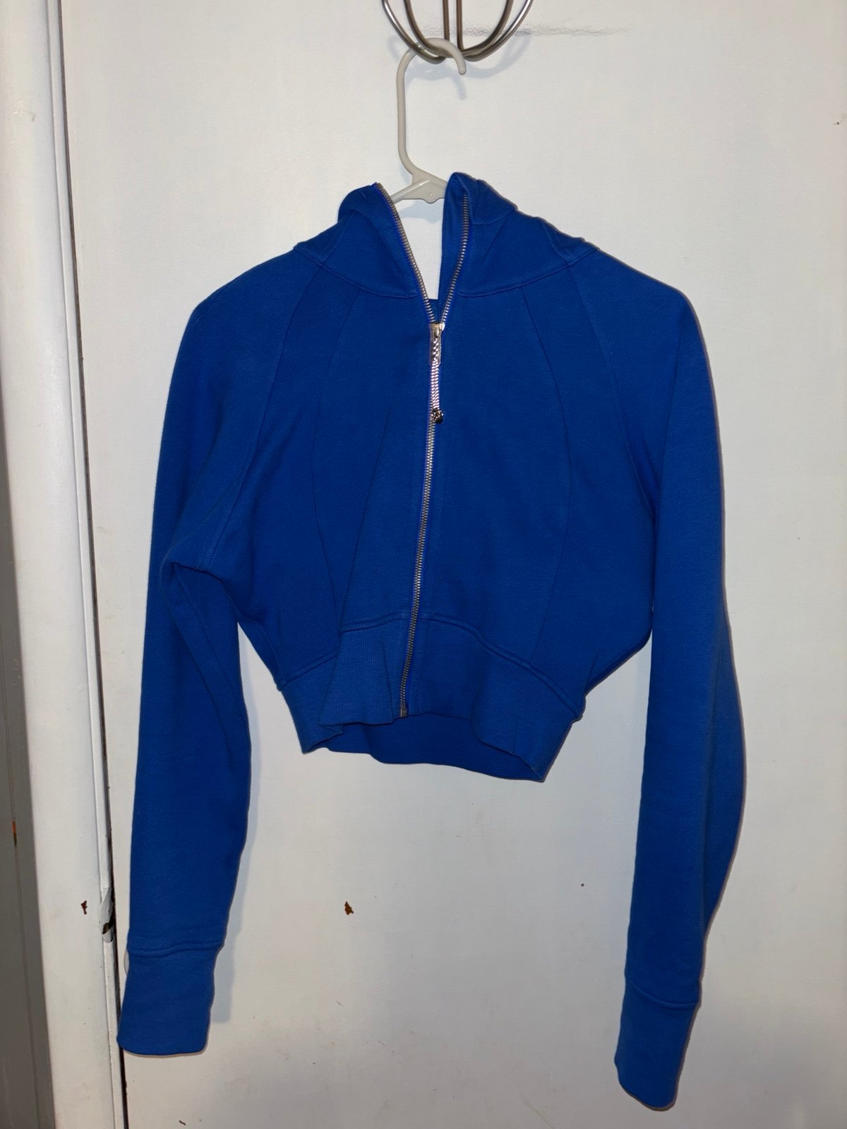 Blue Lululemon Scuba Cropped Hoodie SIZE 6