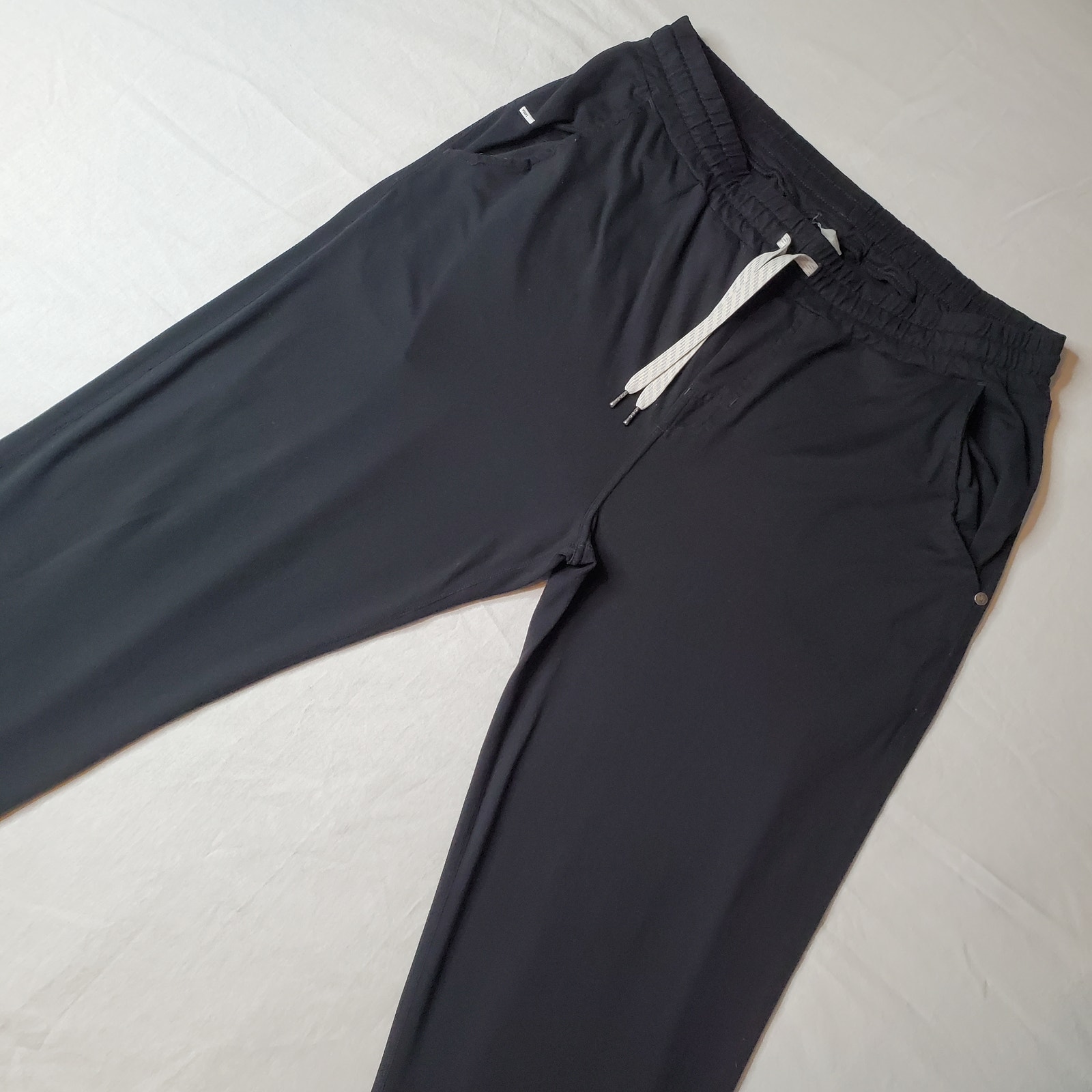 Vuori Men's Size XL Ponto Performance Pant Stretch Drawstring Black V418