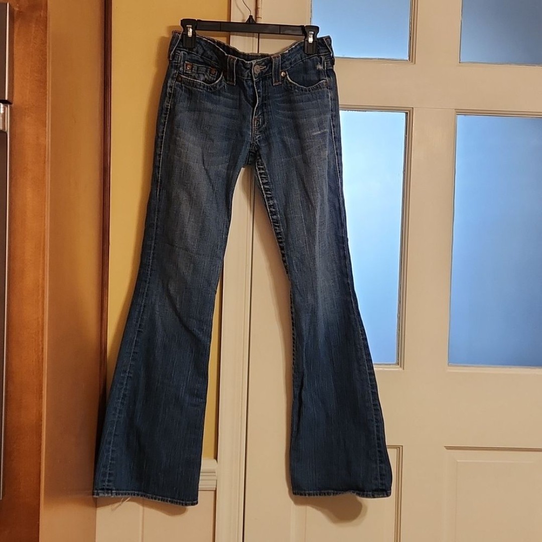 True Religion Women's Bobby Flare Leg Jeans Distressed Style Size 30