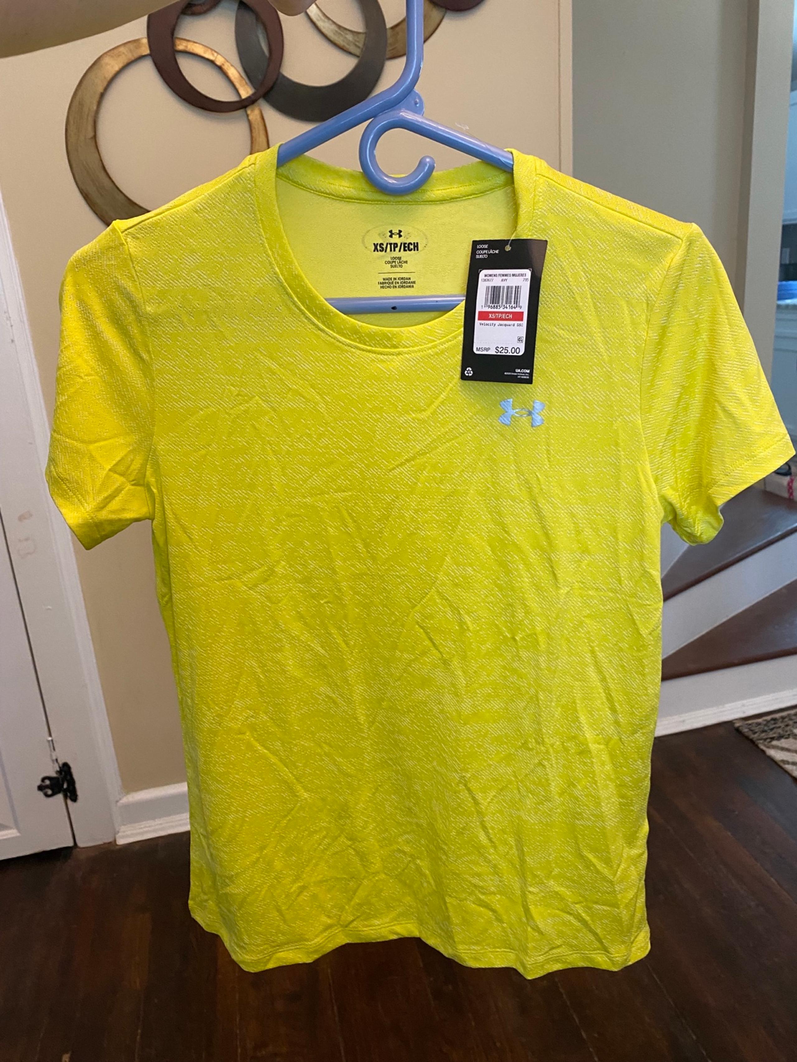 Under Armour short sleeve athletic shirt womens xs bright yellow NWT