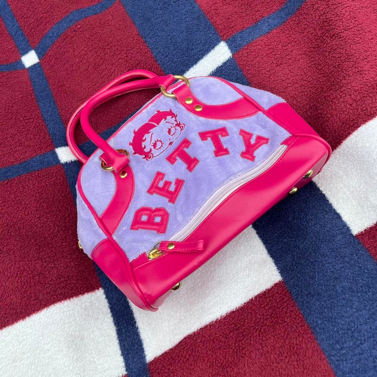 Betty Boop lilac purple and hot pink mini hand bag Needs a zipper pull tab