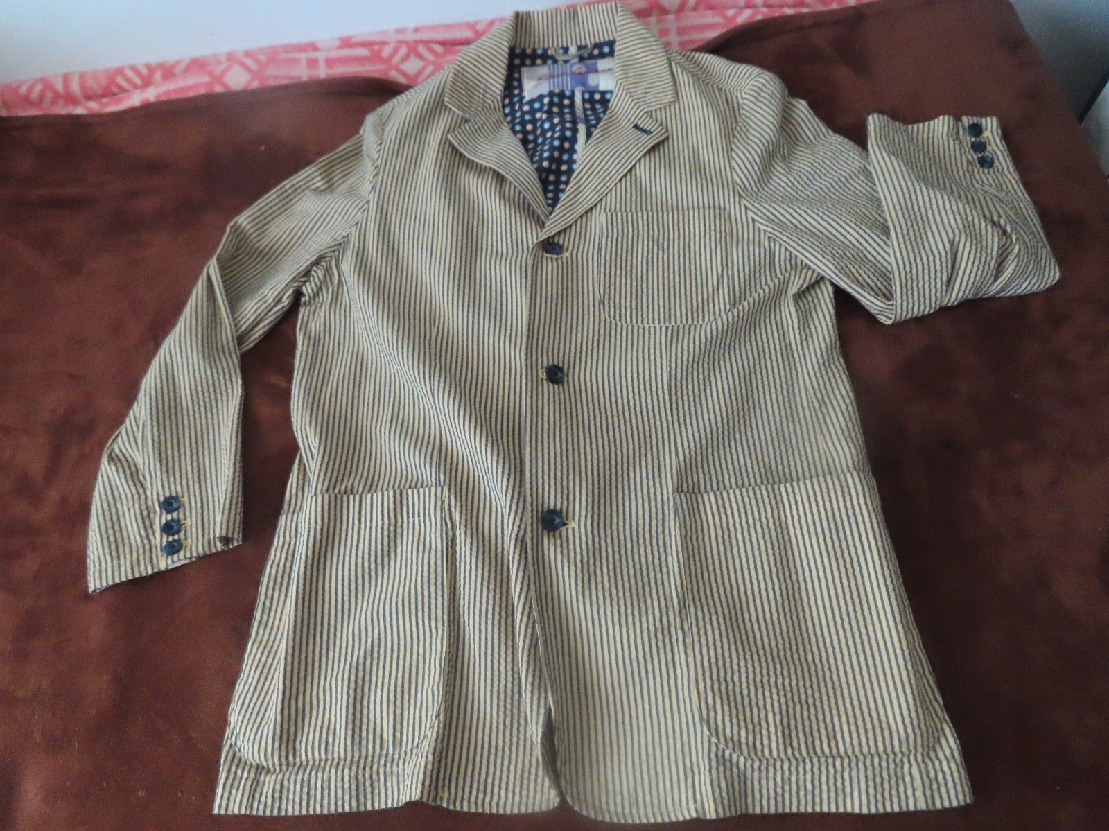 Men's Robert Graham 100% Cotton Pin Striped Seersucker 2 Button Blazer Medium