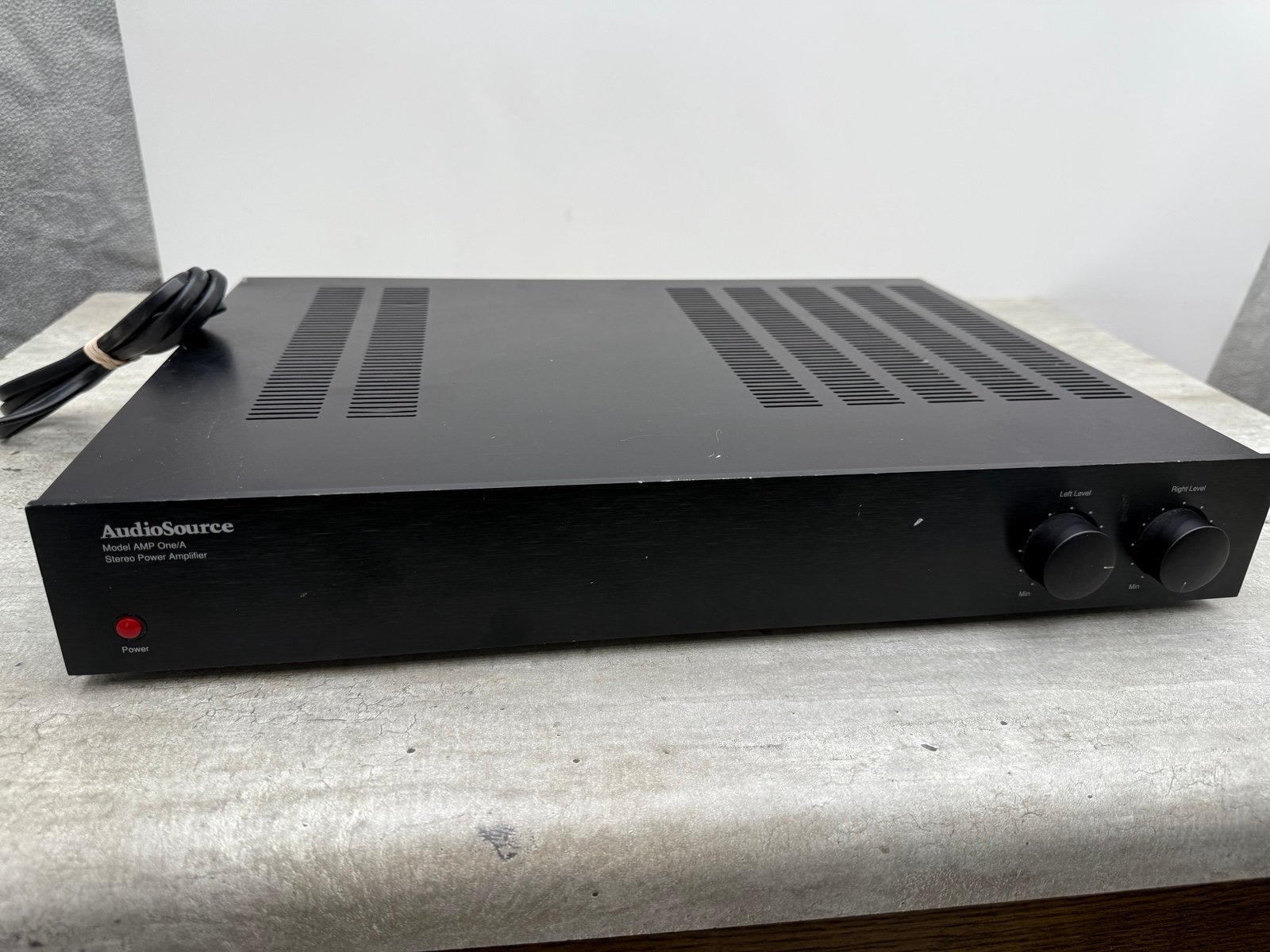 AudioSource AMP One/A Stereo Power Amplifier 260W Bridging
