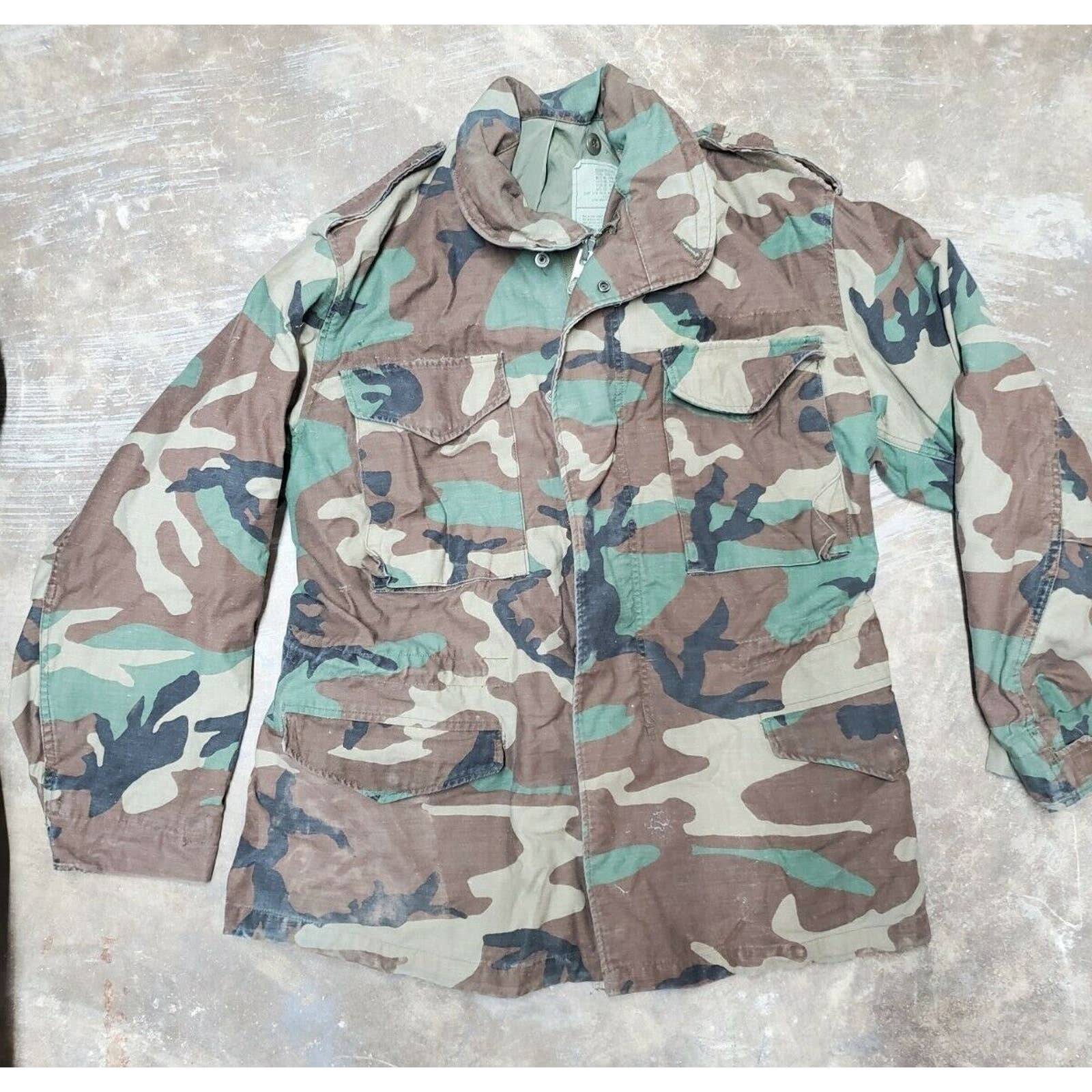 Sz Medium-Regular U.S. Military Woodland Camo Field Coat Army