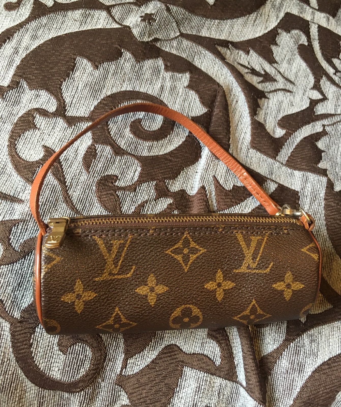 Louis Vuitton mini papillon pochette