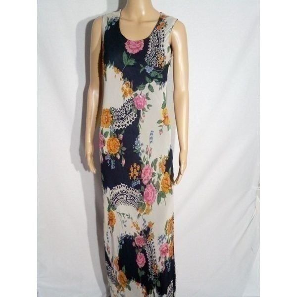 Kaktus Floral Chiffon Embroidered Maxi Fitting Gown Dress SZ S