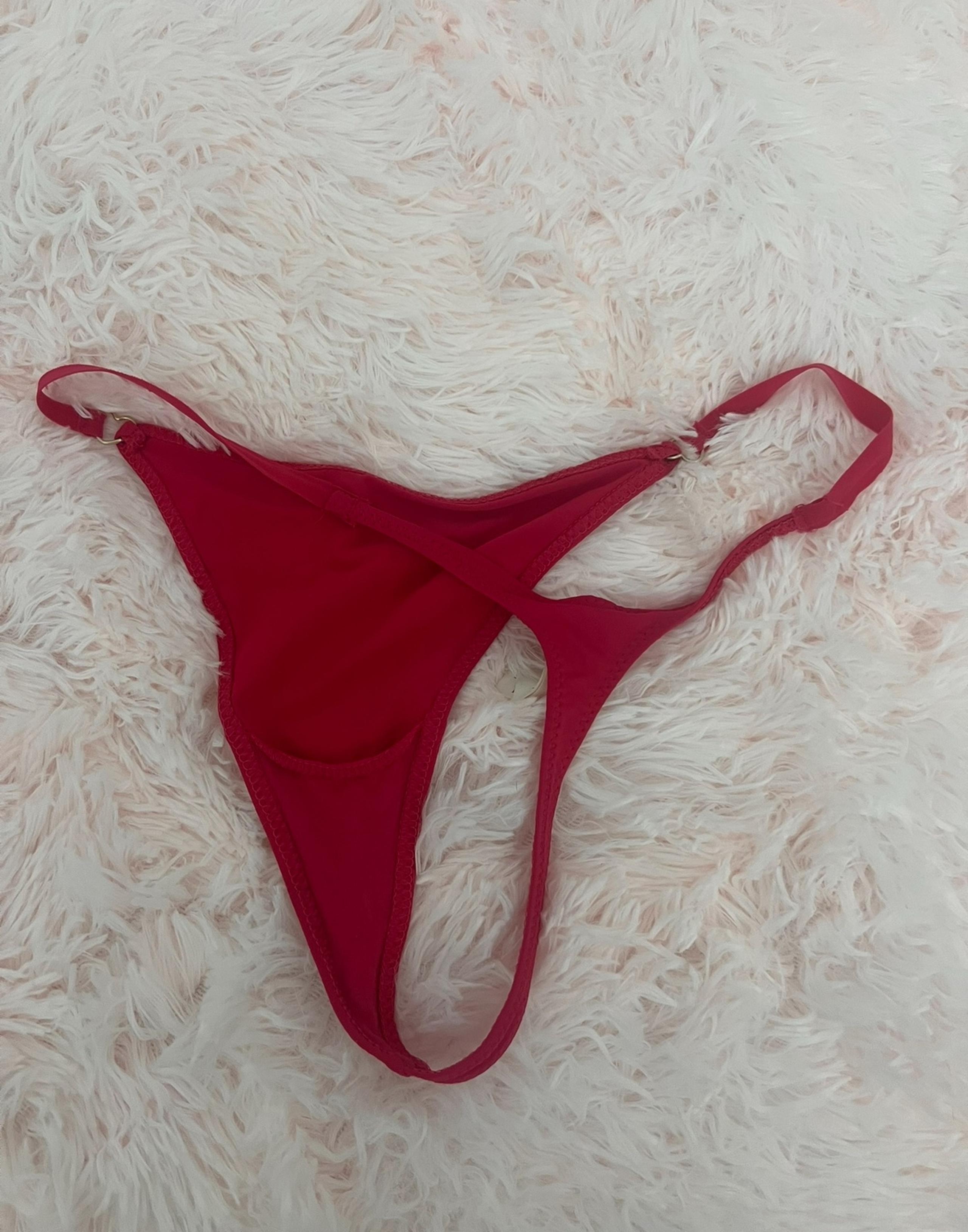 Jessica Simpson red G string Panty