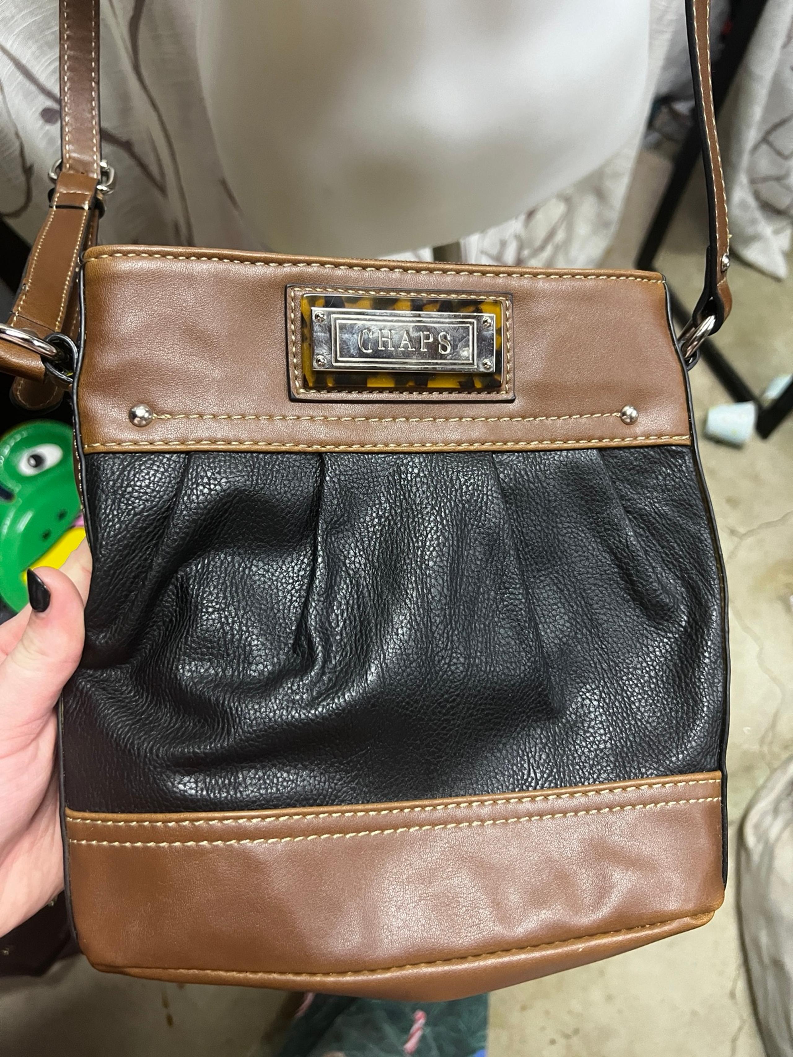 Crossbody chaps