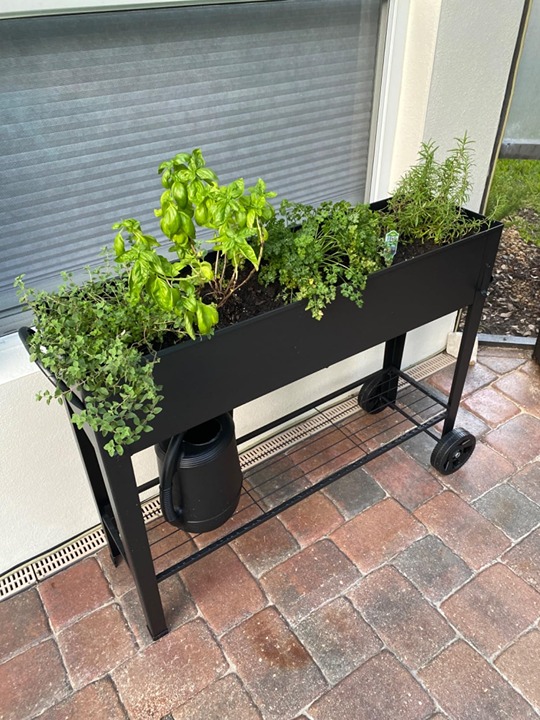 Large Planter Raised Beds with Legs Outdoor Metal Planter Box on Wheels