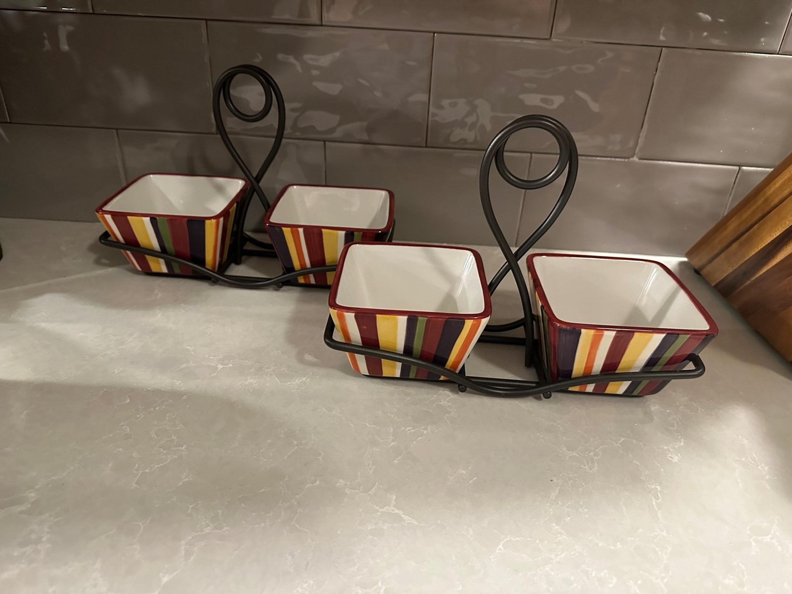 2 Pampered Chef Simple Additions Stripped Condiment Serving Bowls w Caddy