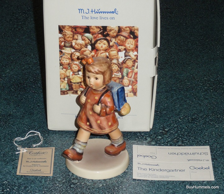The Kindergartner Hummel Figurine #467 TMK6 With Box - Mother's Day Gift!