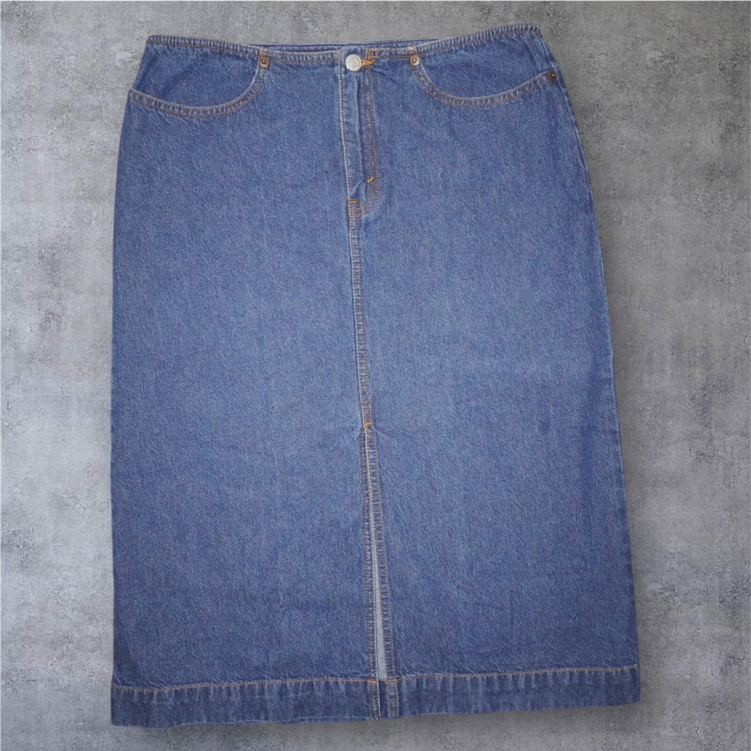 Vintage Levi’s Long Denim Skirt W7 – High Waist 100% Cotton 2001