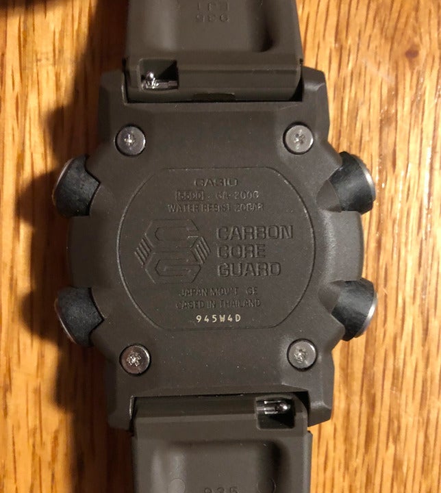 Casio G-Shock Men's Watch Carbon Core Guard newest GA-2000