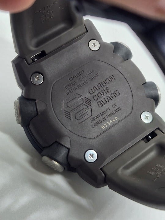 Casio G-Shock Men's Watch Carbon Core Guard newest GA-2000