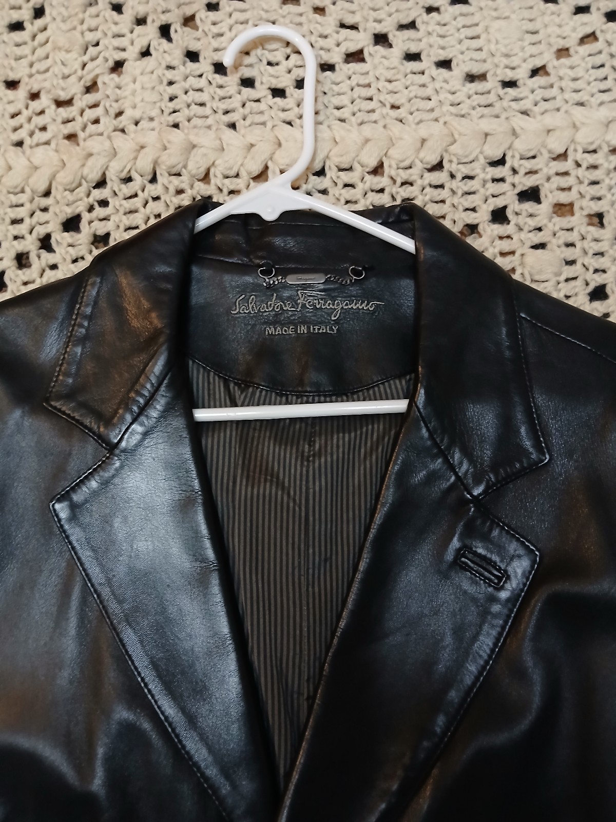 SALVATORE FERRAGAMO V CREST NECK LUXURY LEATHER JACKET.
