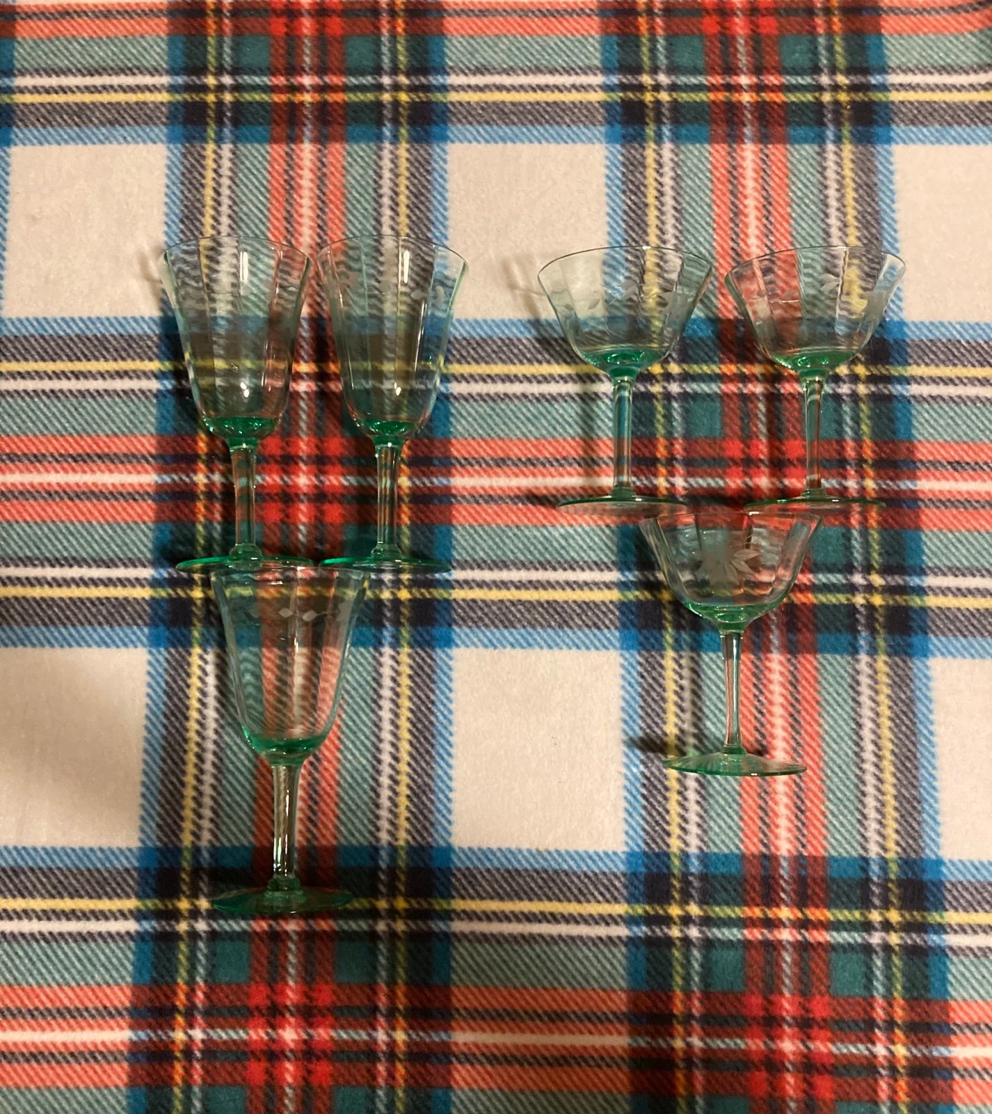 Vintage set of 6 small and large champagne/ wine goblets