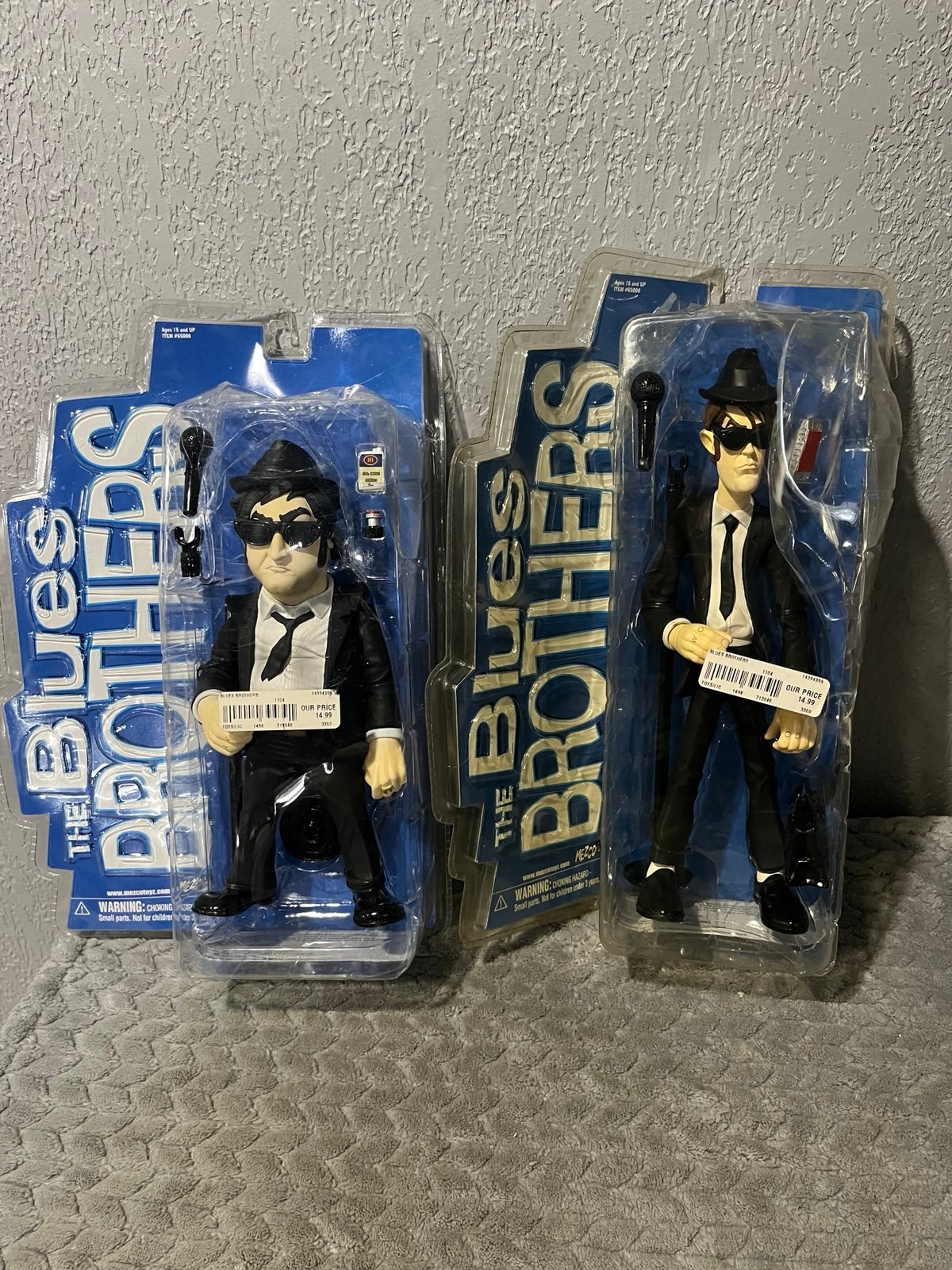 Mezco Toyz Blue Action Figures | Mercari Mezco Toyz Blue Action Figures | Mercari