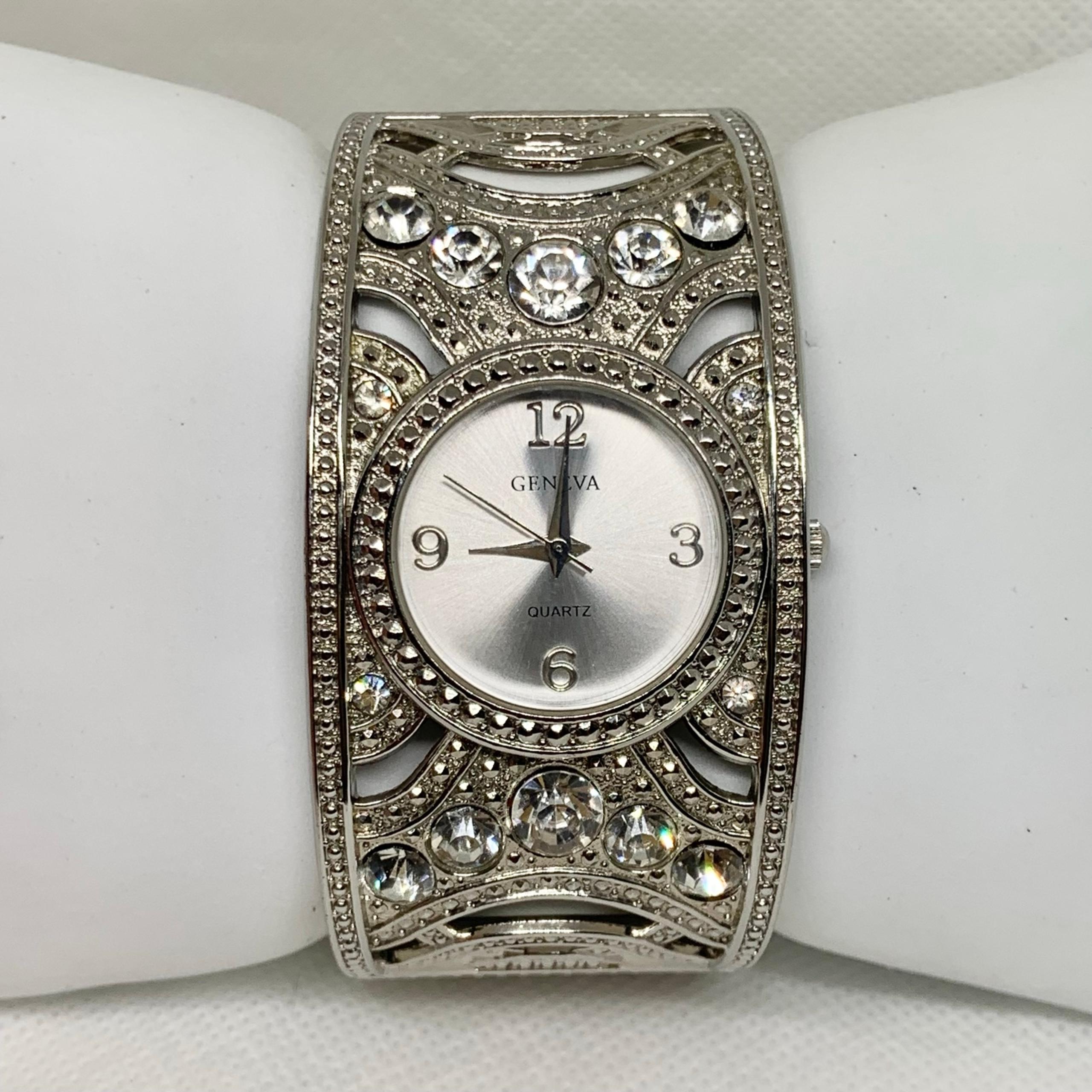 Geneva women silver tone watch quartz analog 34mm cuff bracelet size 7” running
