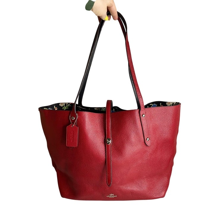 Coach Red Pebbled Leather Market Tote Bag With Floral Interior GORGEOUS