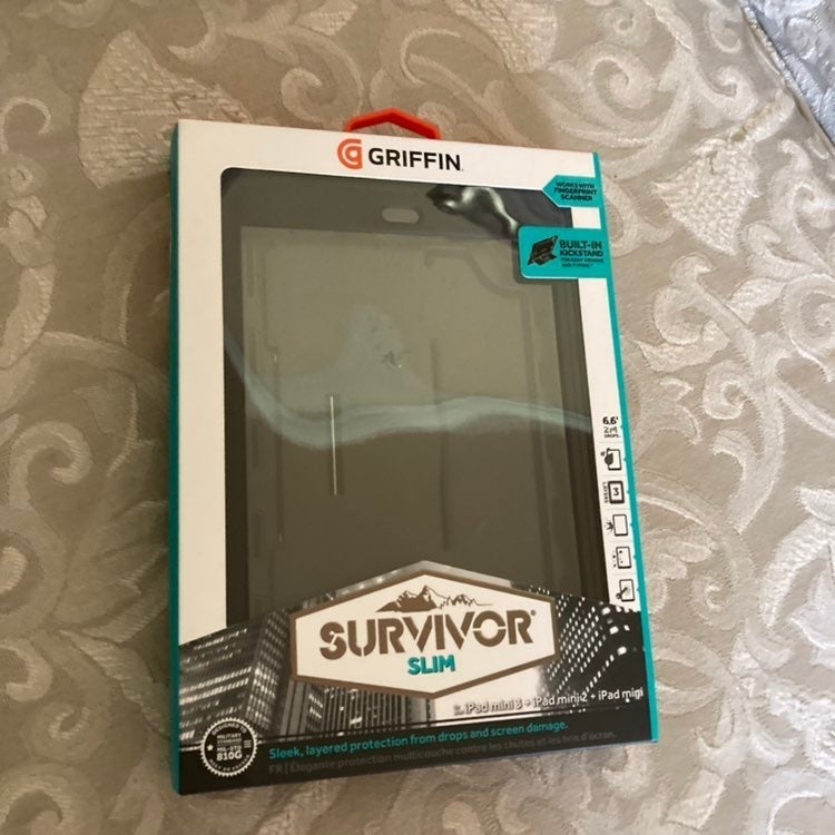 Nwt griffin survivor slim ipad case