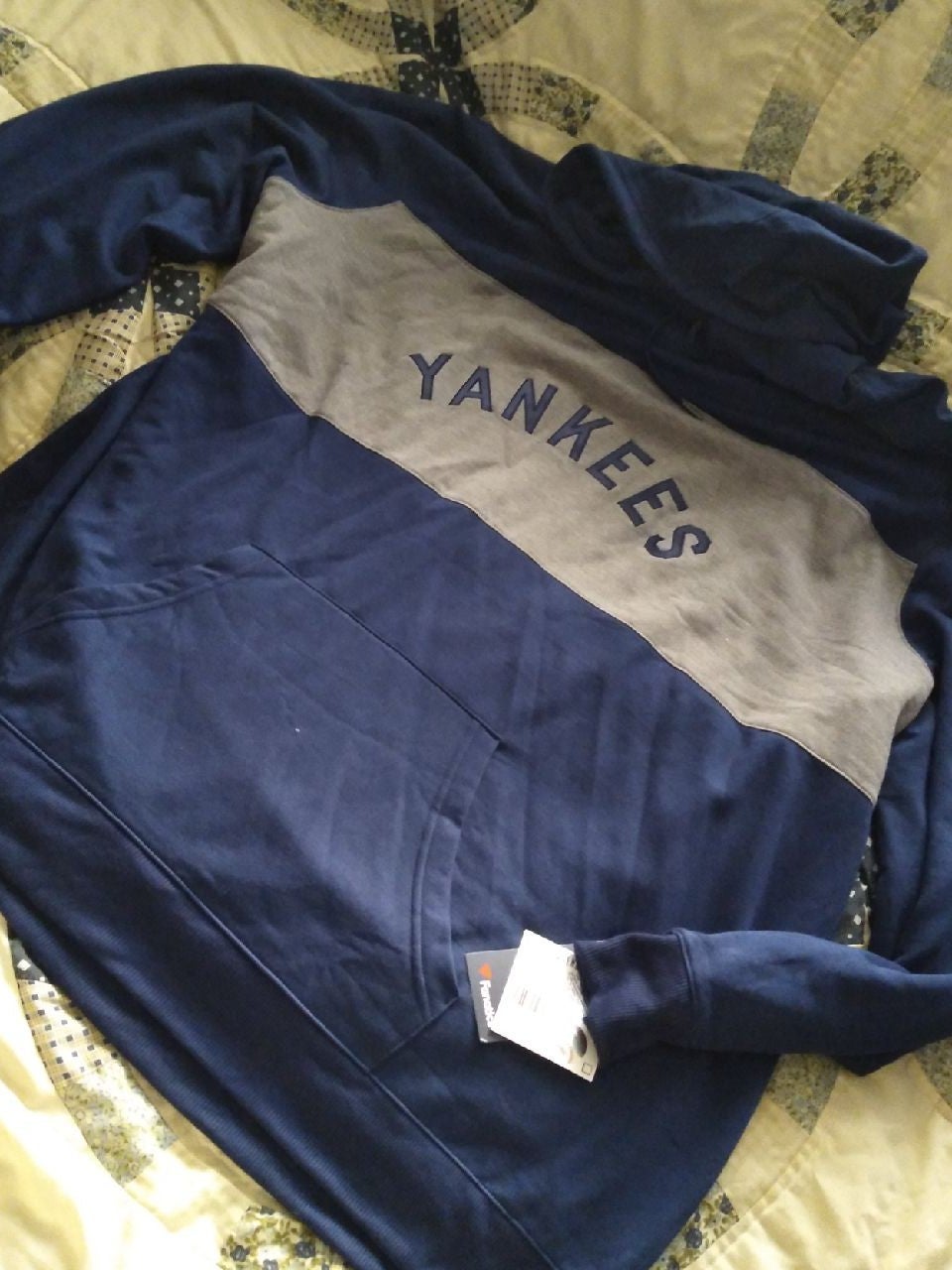 Yankees Pullover
