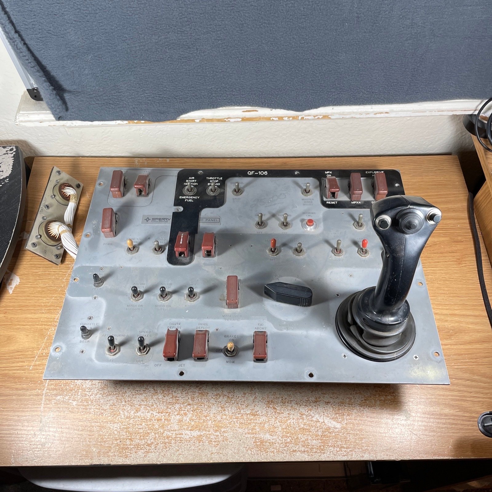 Sperry Flight Systems Command Panel QF-106 Switches JoyStick - Very Rare