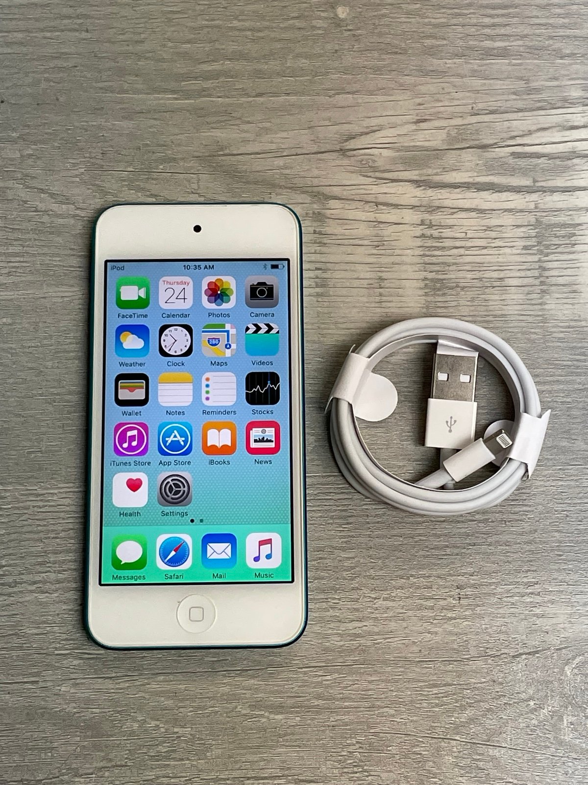 Apple iPod Touch 5th Generation 32GB Blue