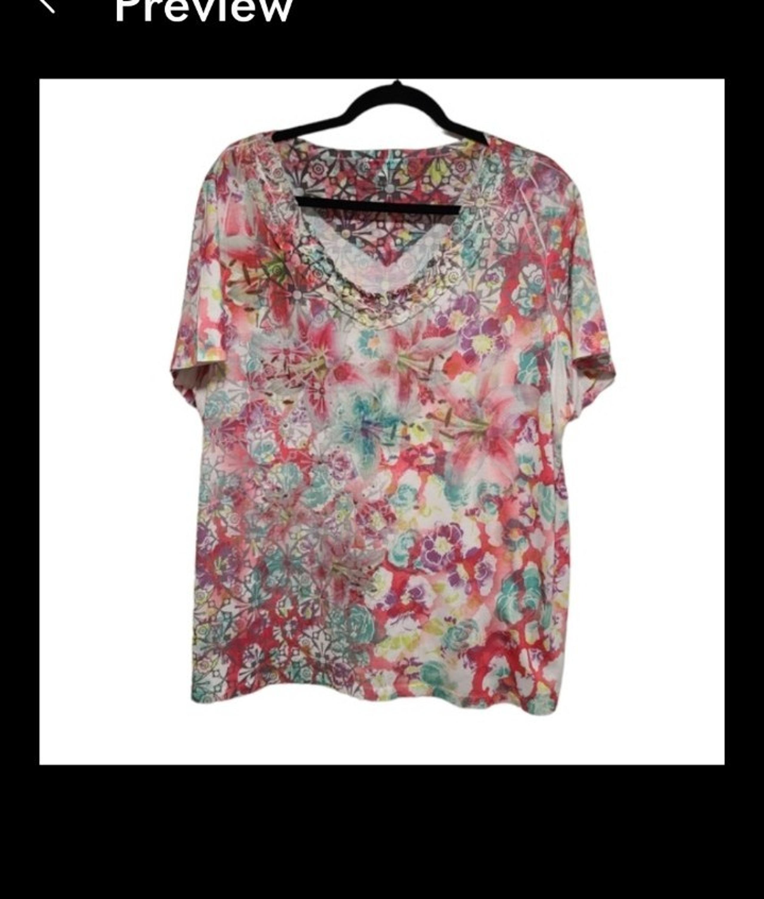 Womens fashion bug flower print t-shirt size 1X