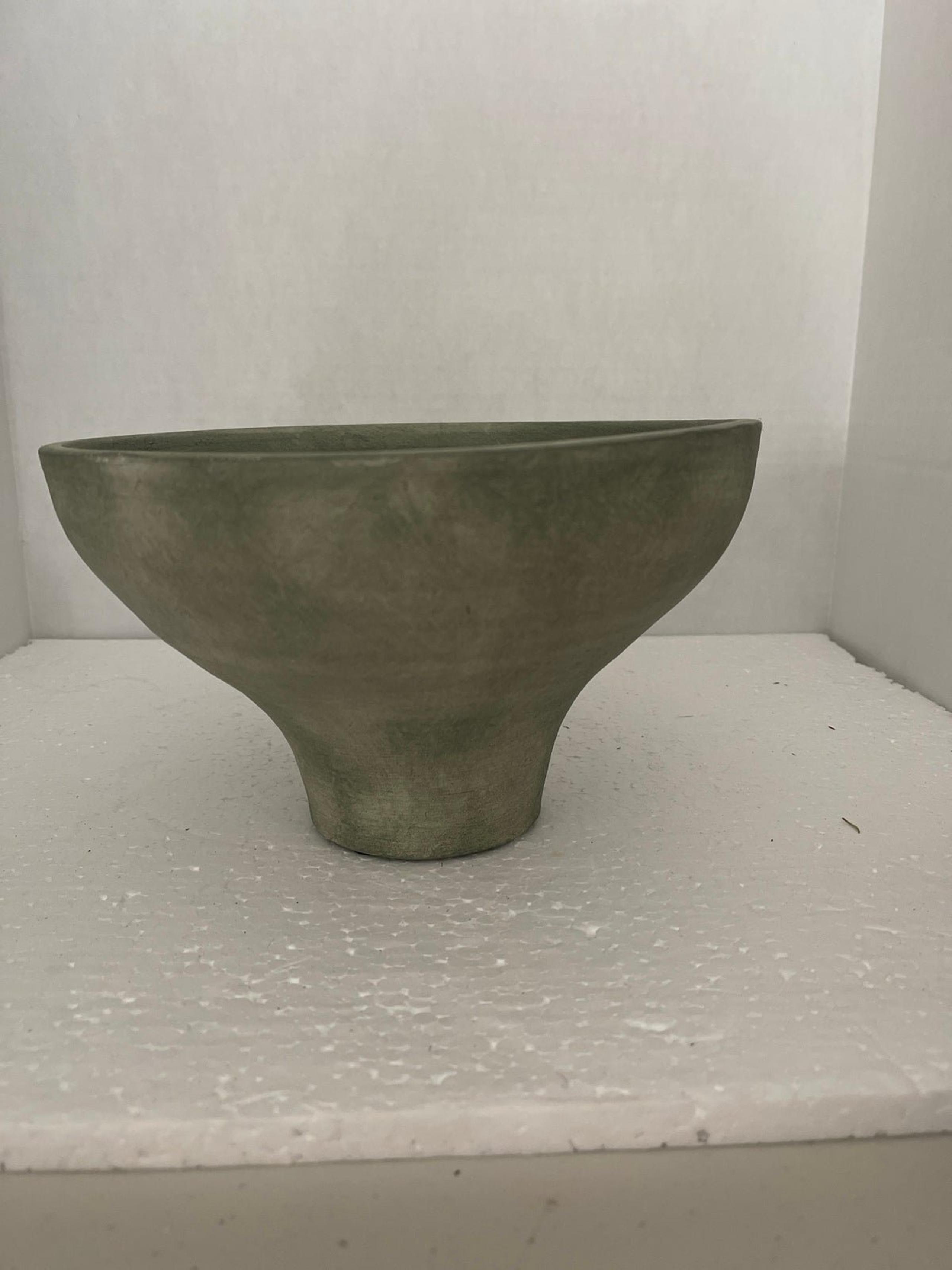 Anthropologie Spectrum bowl