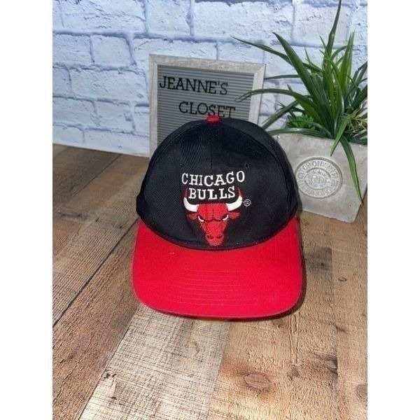 Vintage Chicago Bulls SnapBack Hat spell out back NBA One size adjustable