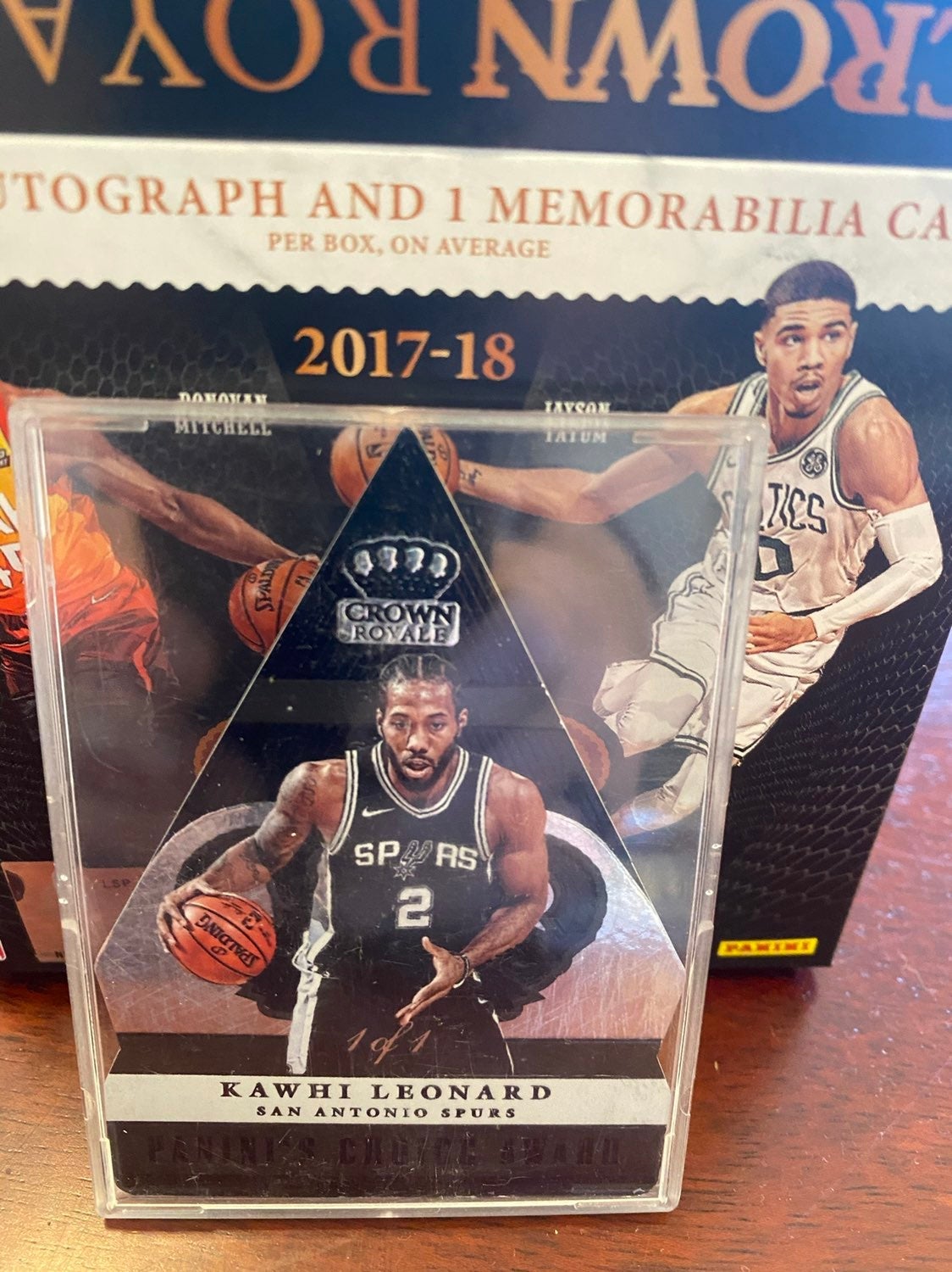 2017-18 Crown Royale Kawhi Leonard True 1/1