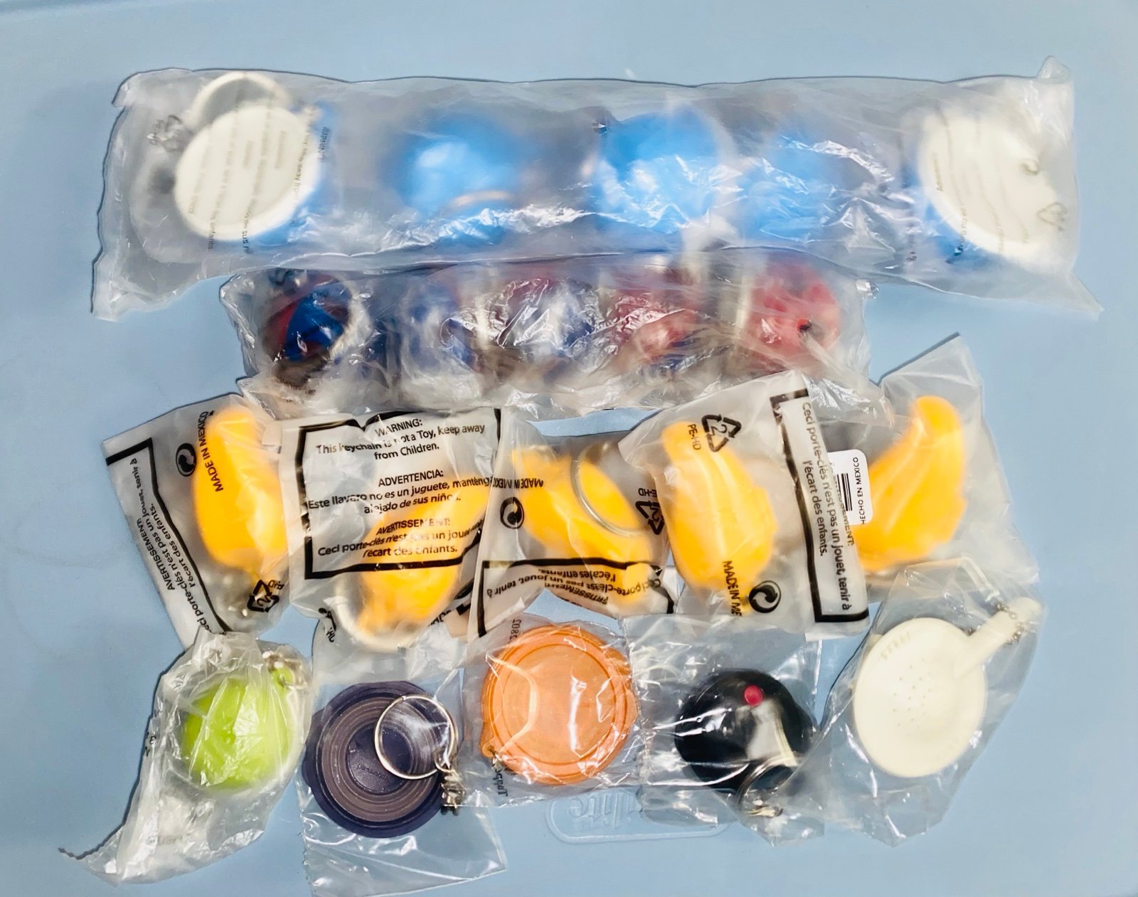 Tupperware keychain set 20 New Shape Thatsa Pepper more tinietreasures