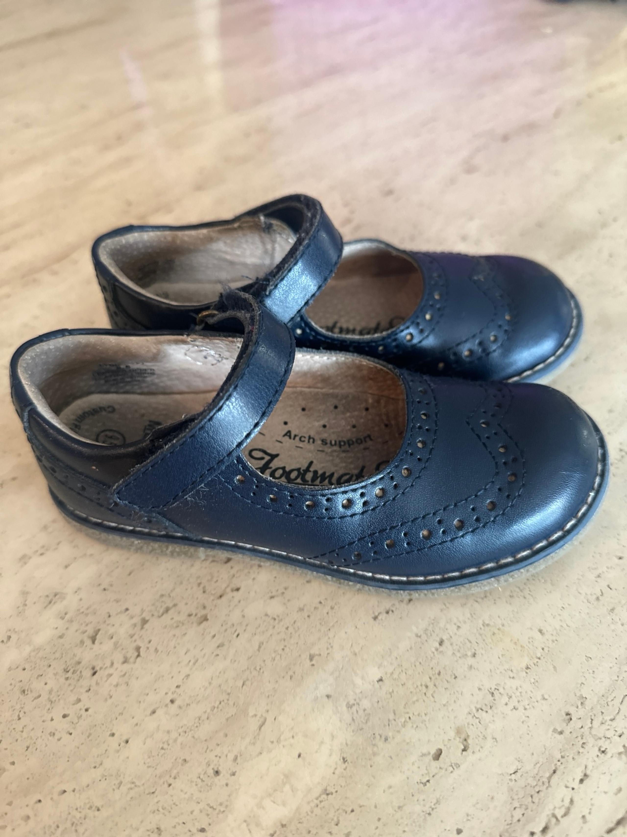 Footmates Navy Girls Shoes Size 9.5