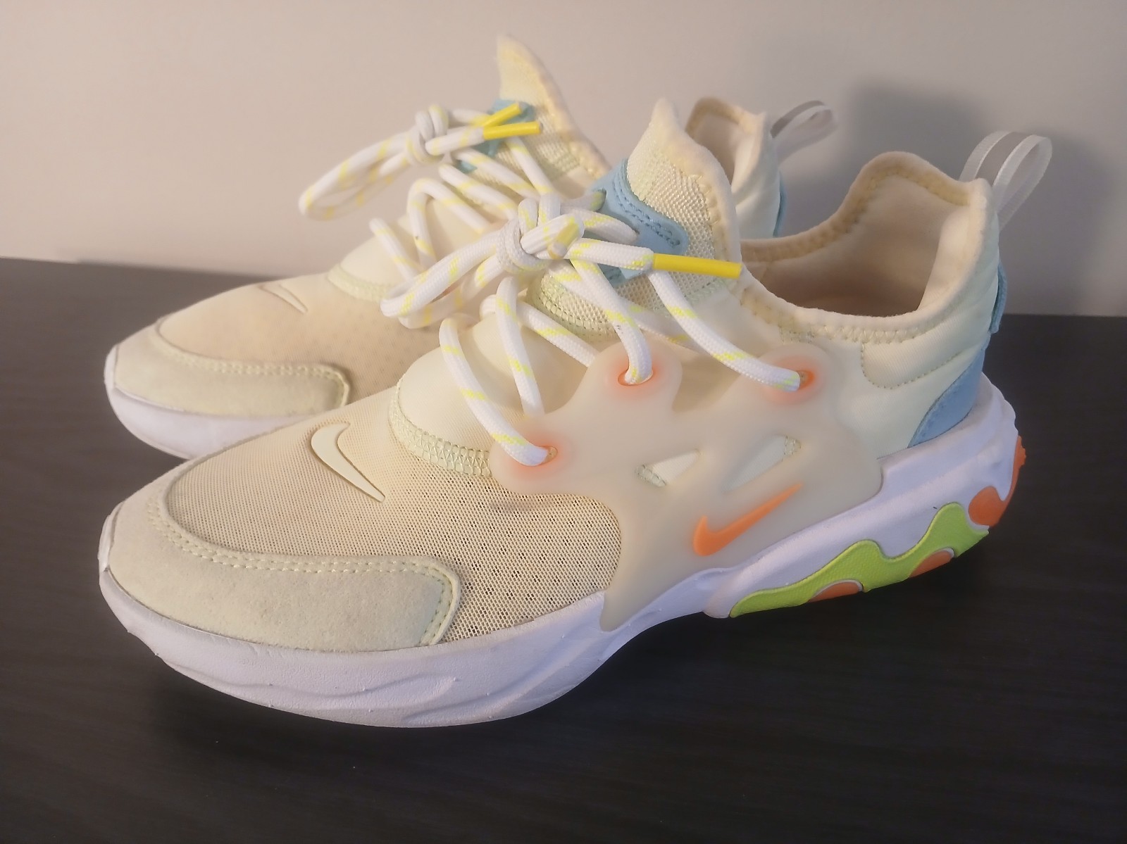 Boy's Nike React Presto GS 'Barely Volt' Shoes Sneakers Size 5.5