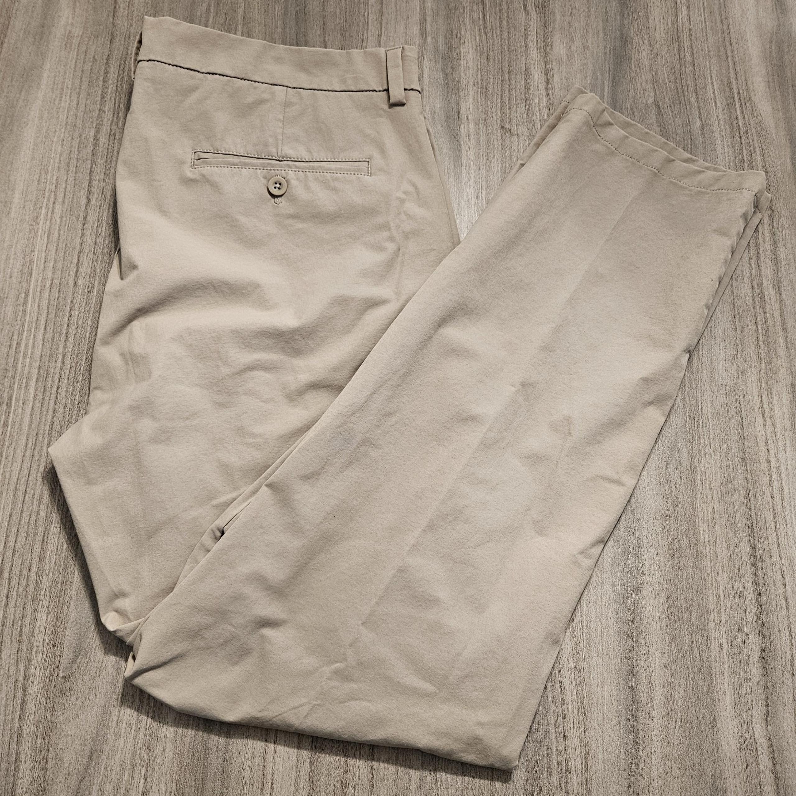 Vineyard Vines On The Go Pants Men's 36x30 Beige Performance Stretch Golf Flaw*