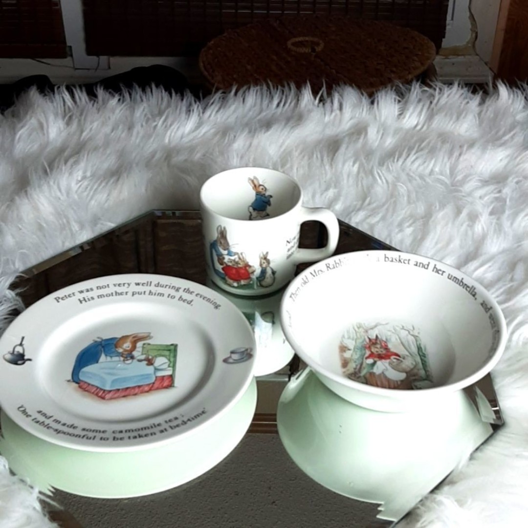 WEDGEWOOD 3 Pieces ‎ Vintage Peter Rabbit Childrens Dinnerware Never Used…
