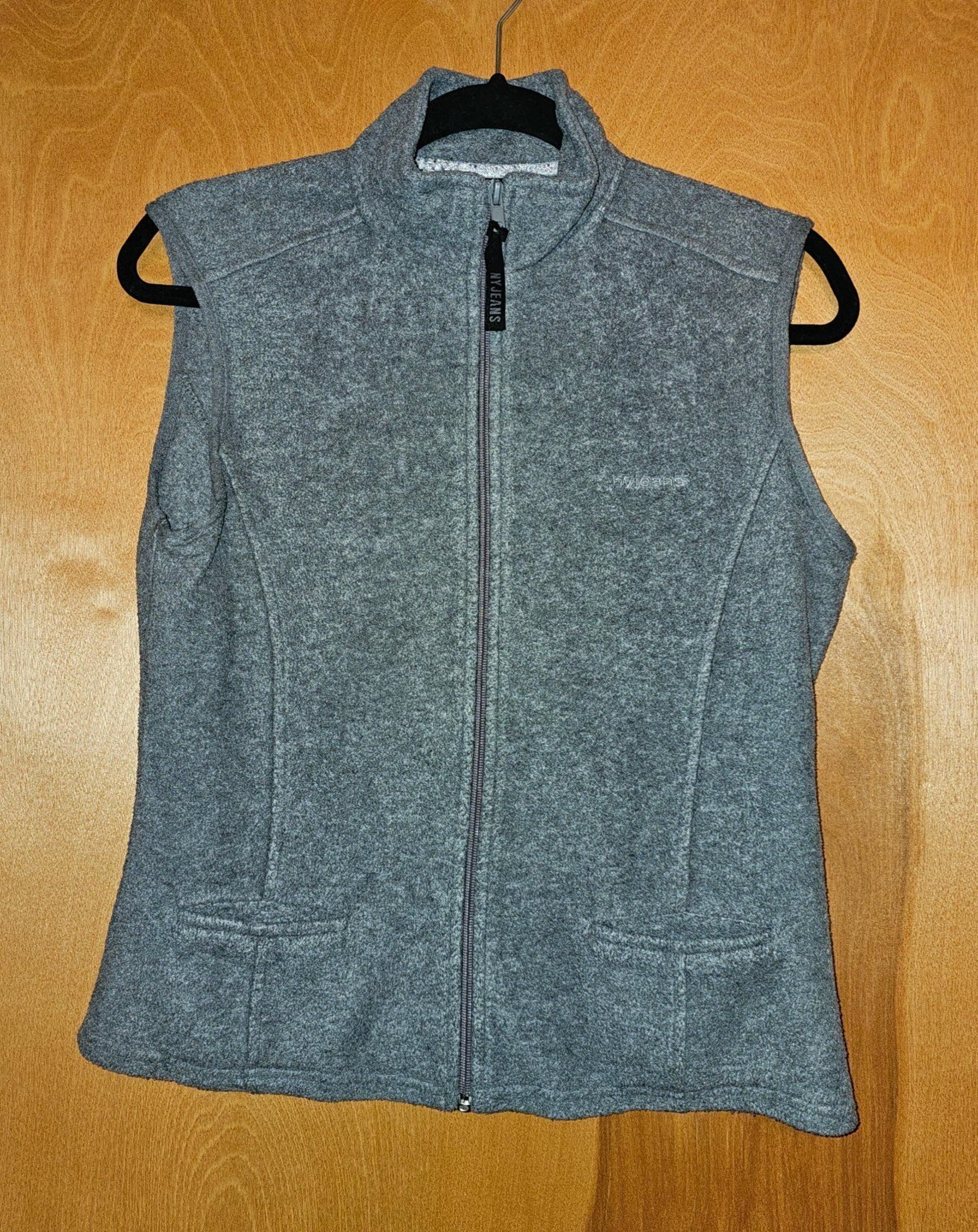 New York & Company Womans Fleece Vest Size SM