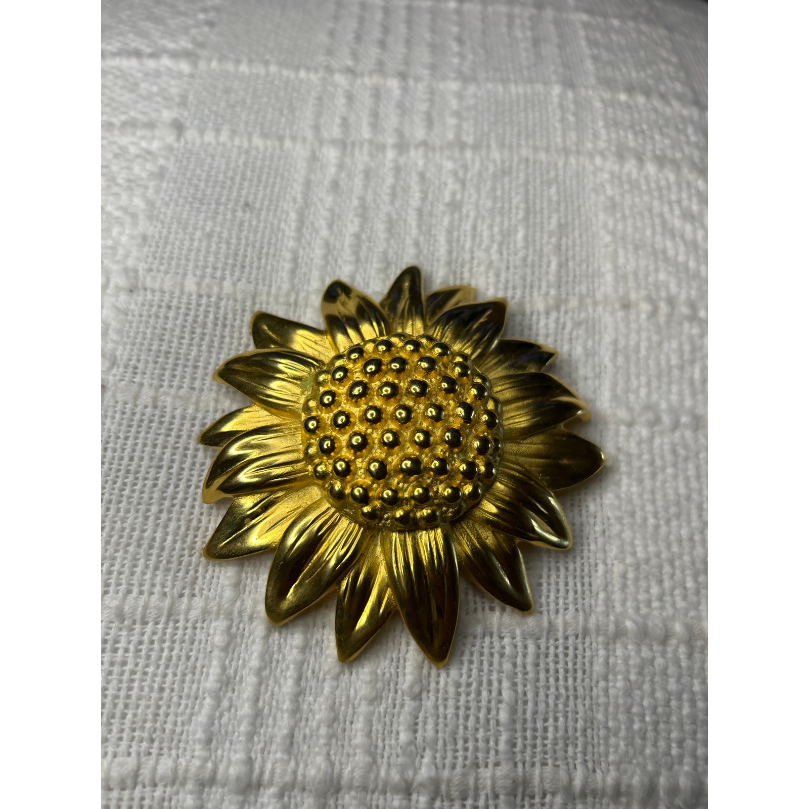 Vintage Doreen Ryan Oversize Gold Tone Convex Sunflower Brooch Costume Jewelry
