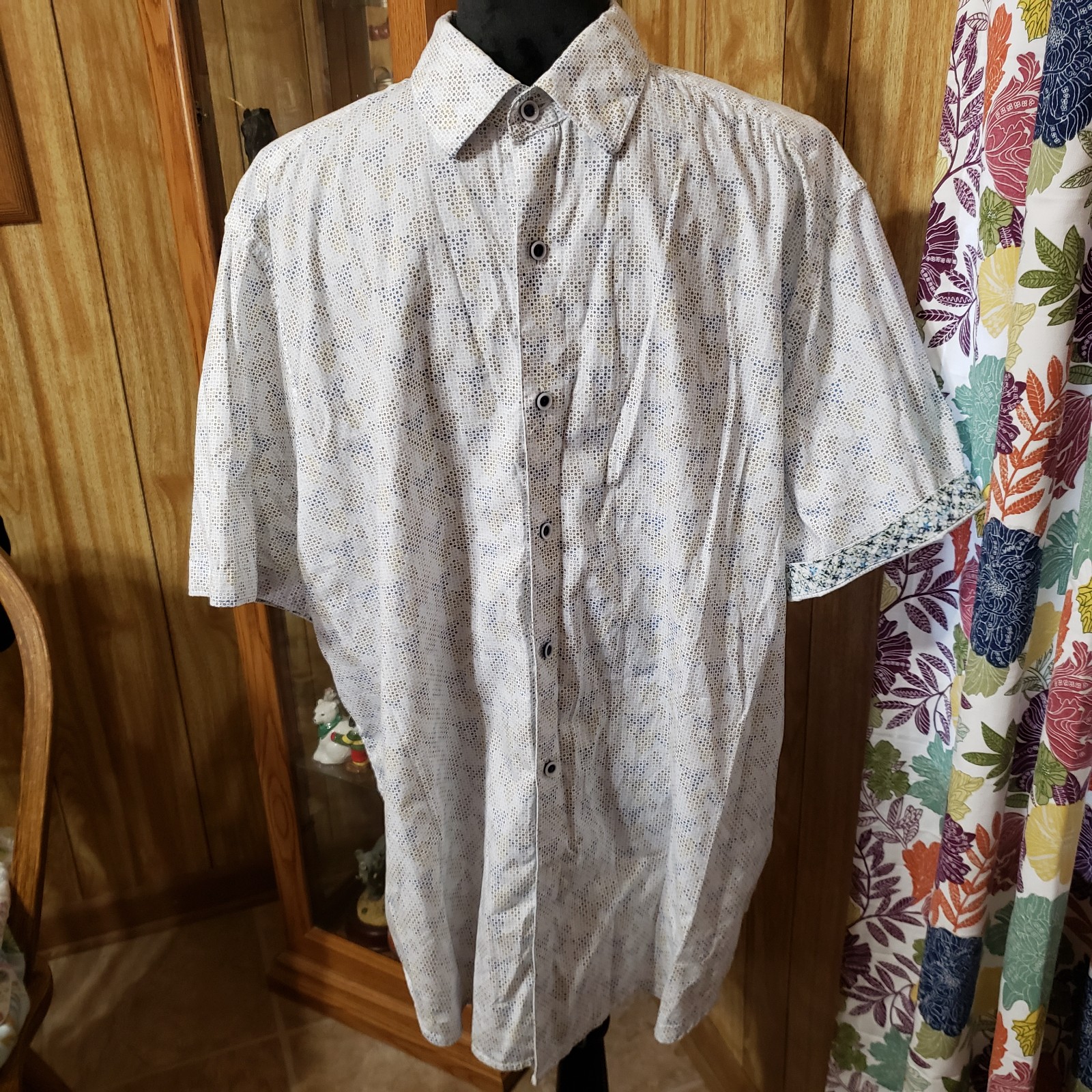 Robert Graham mens shirt