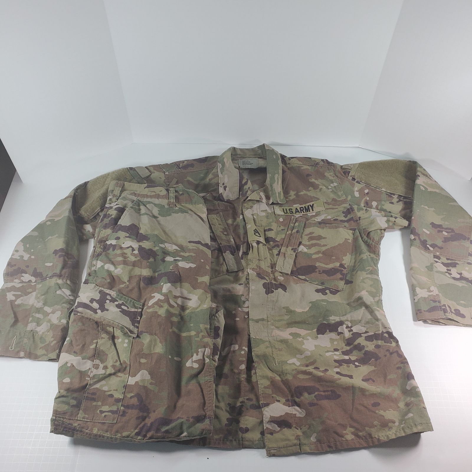 USGI Army OCP Uniform Top Medium Long + Bottom Medium Regular SSG Rank, Airsoft