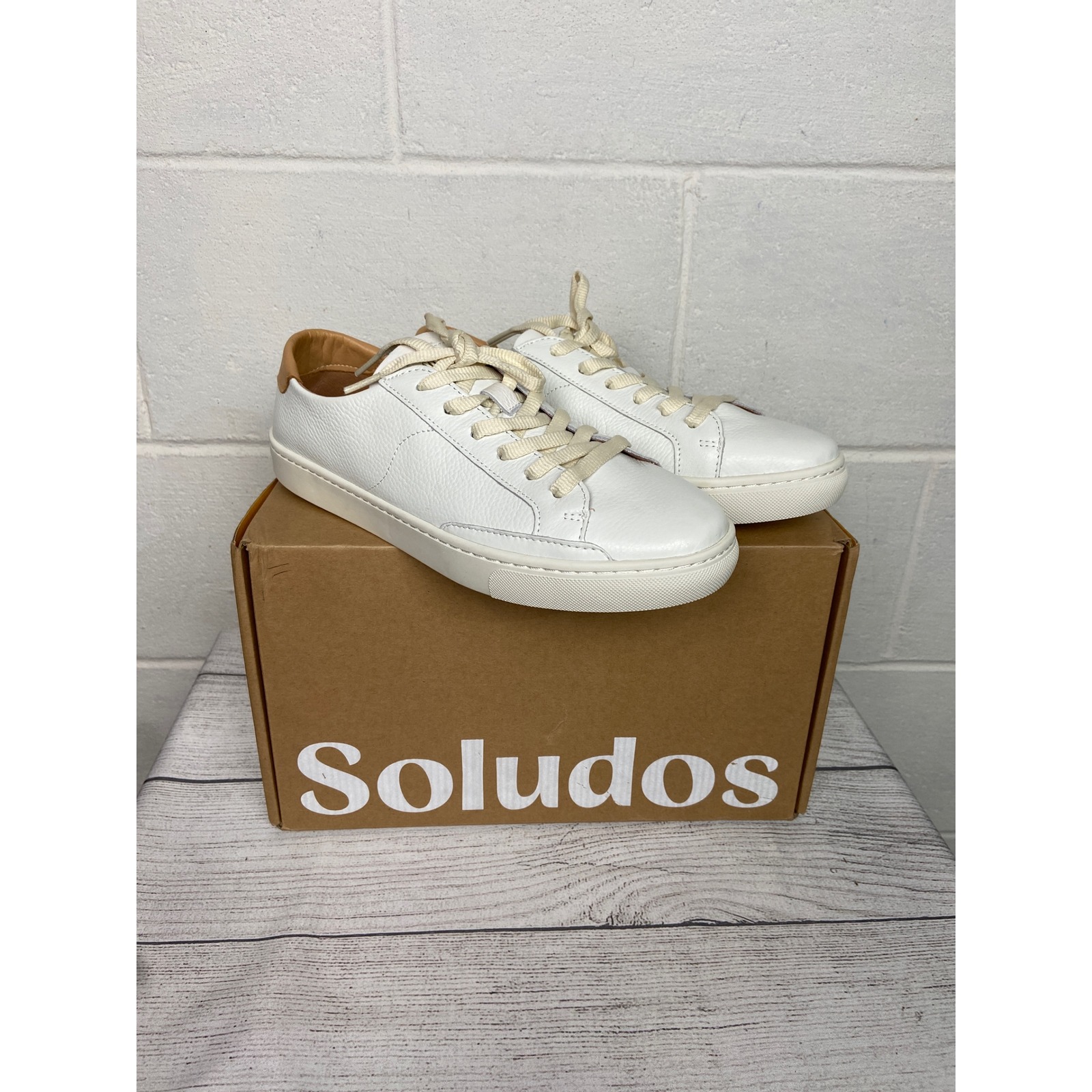 Soludos Ibiza Classic Lace Up White Leather Sneakers Casual Shoes Size 10 NIB