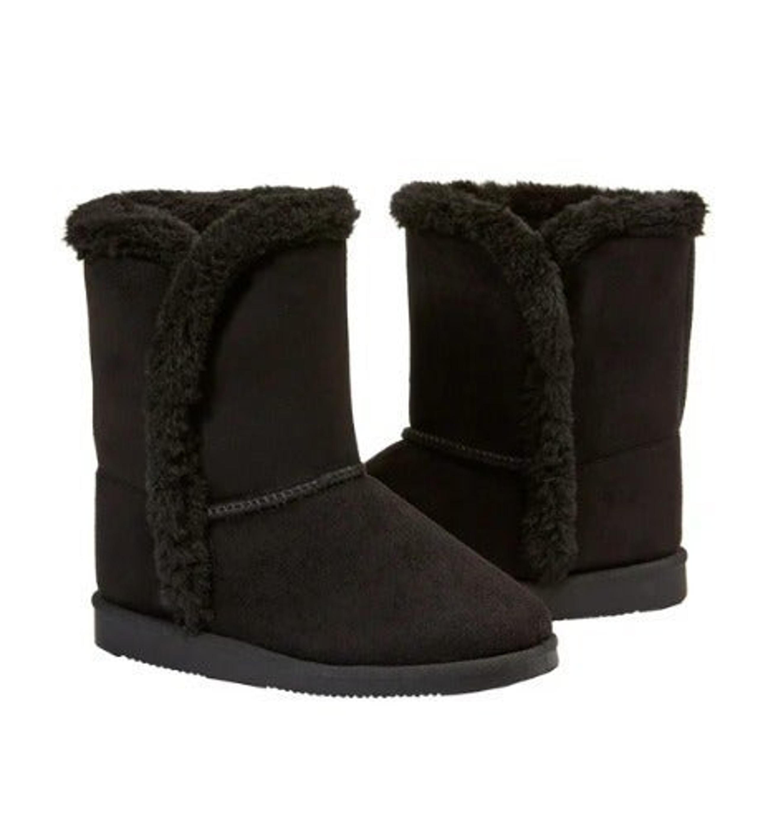 Tulip Hem Fuzzy Boot