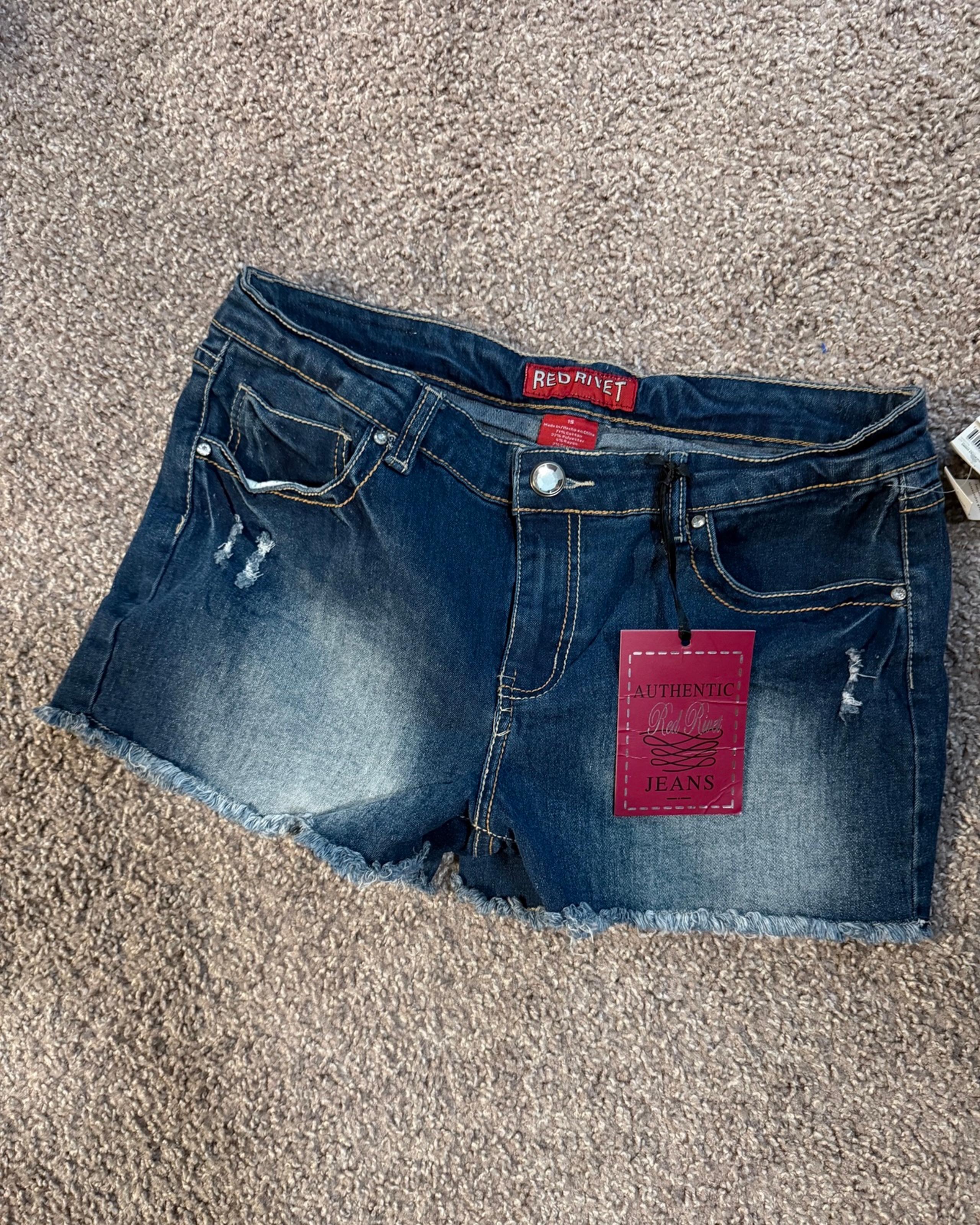 Red Rivet Denim Shorts Size 15