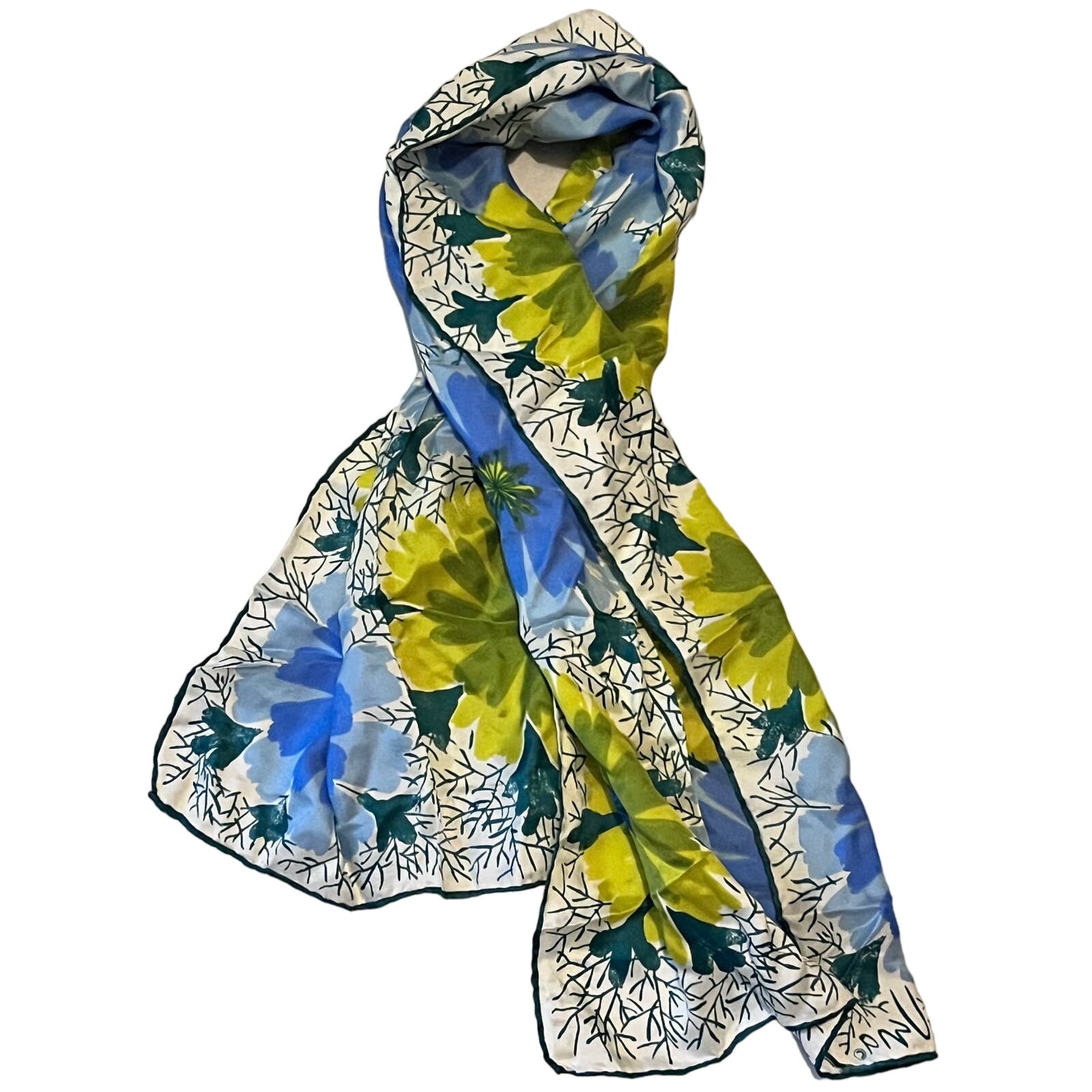 Vintage VERA Neumann Scarf ~ sign ~ Flowers ~ 14 x 43