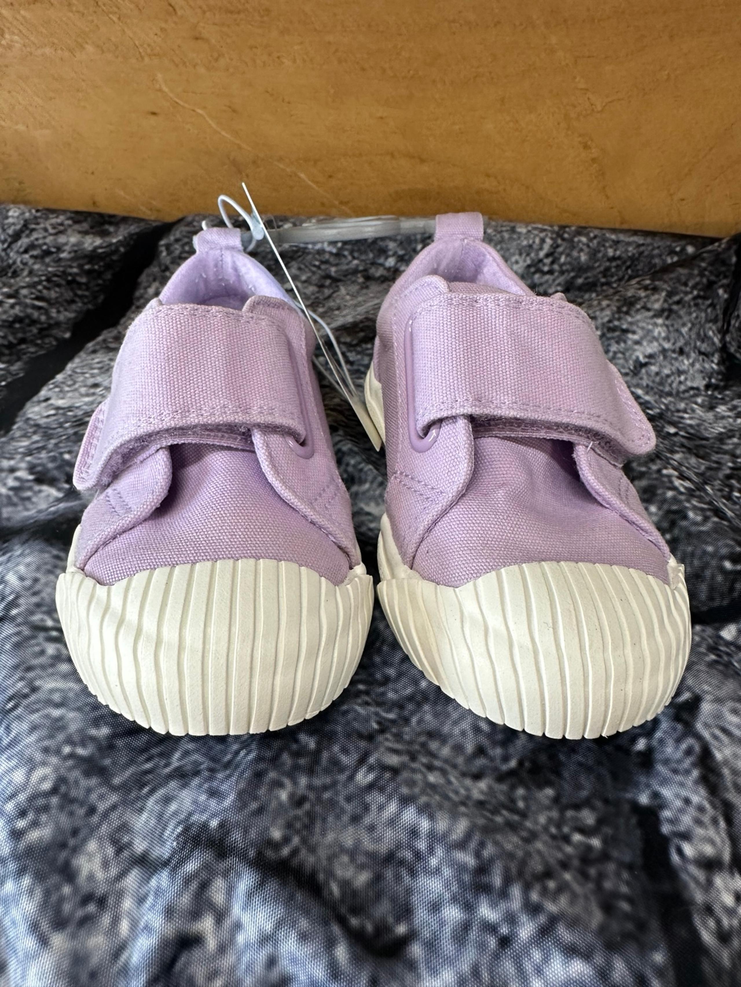 Youth Shoes!