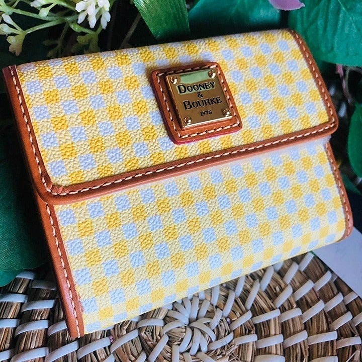 Dooney and Bourke wallet