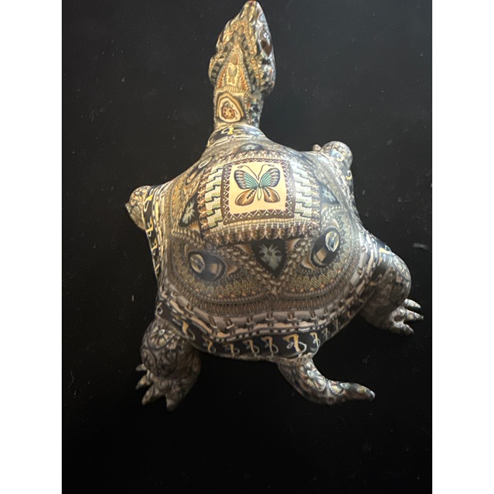 Hand-Painted Ceramic Turtle Sculpture By Jon Stuart 2003 With Intricate Patterns