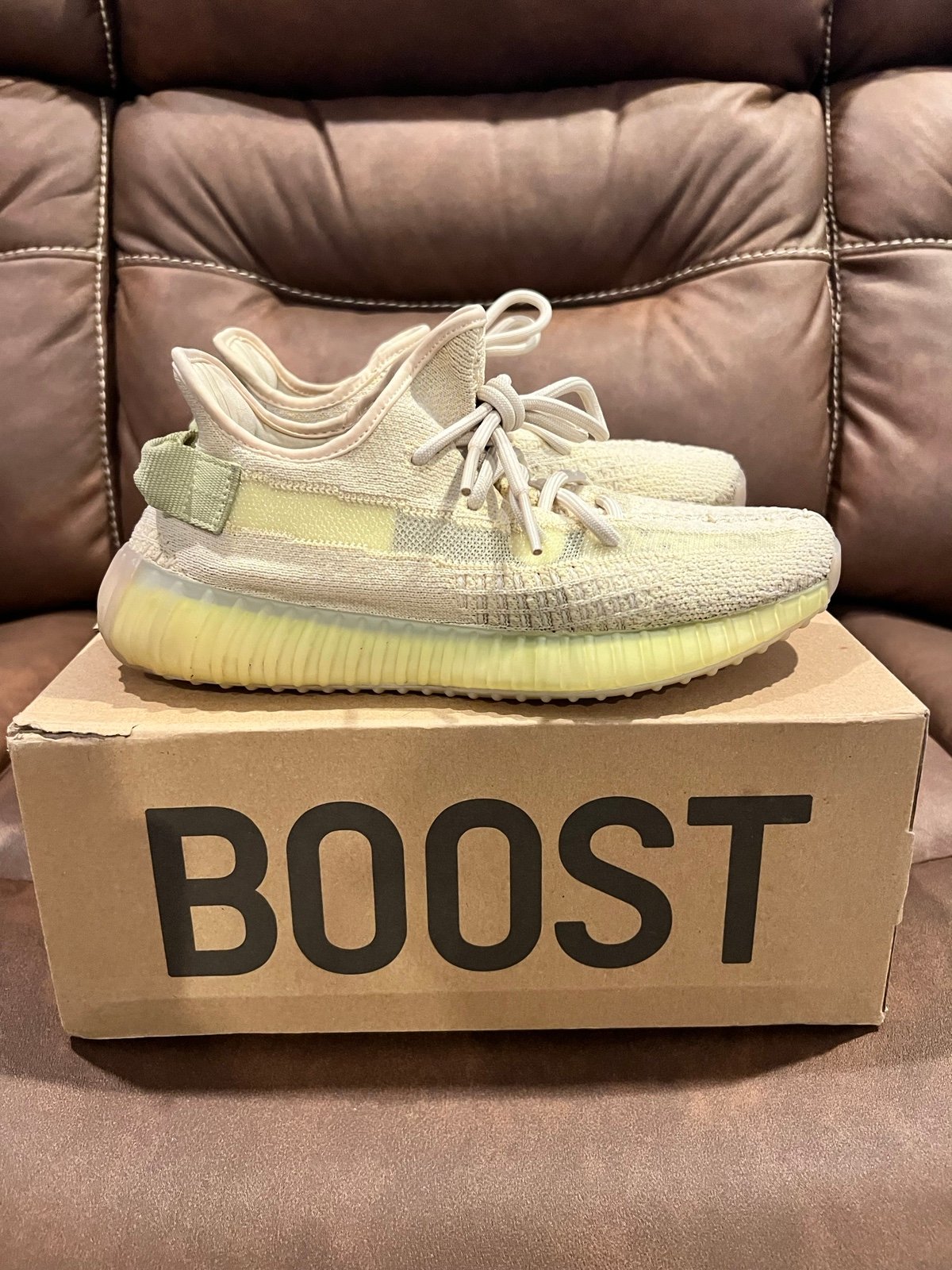 Yeezy Adidas Boost 350 V2 in Flax