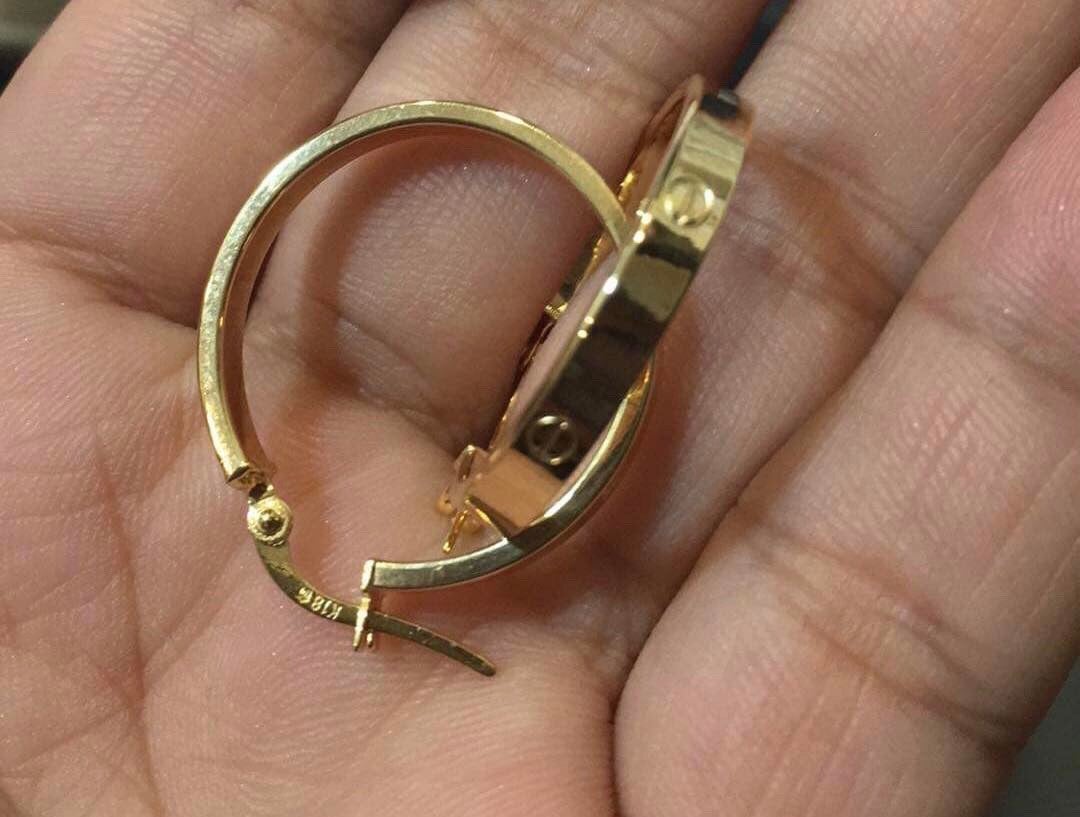 18k Gold earrings