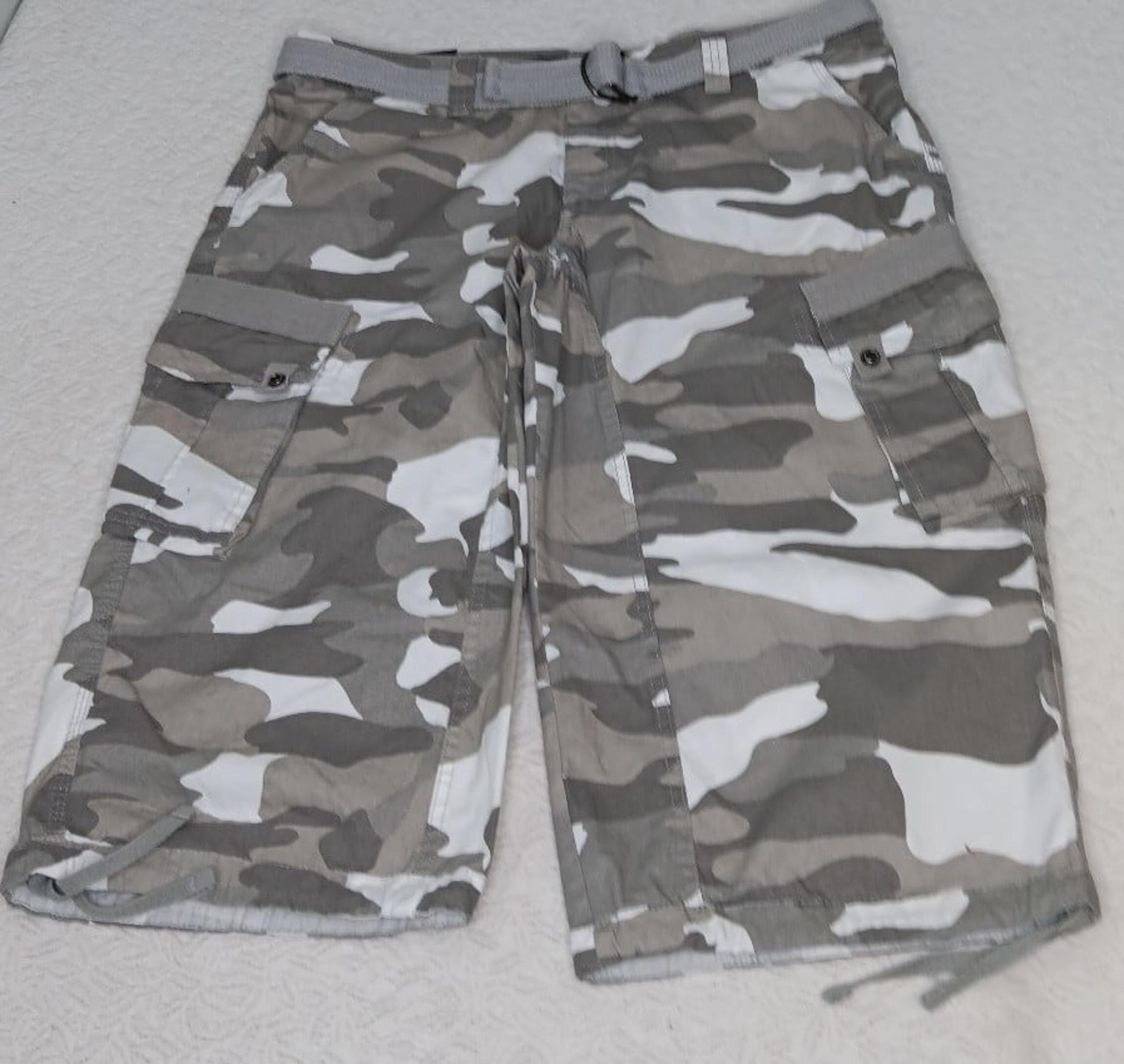 NWT X Ray Jean Shorts Men 38 White Camo Belt Cotton Cargo